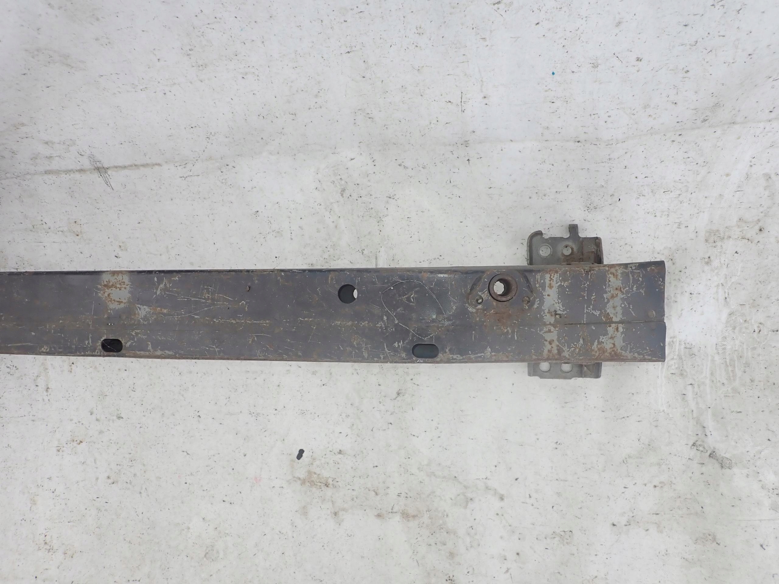TOYOTA AURIS and 06-12 bumper support front front