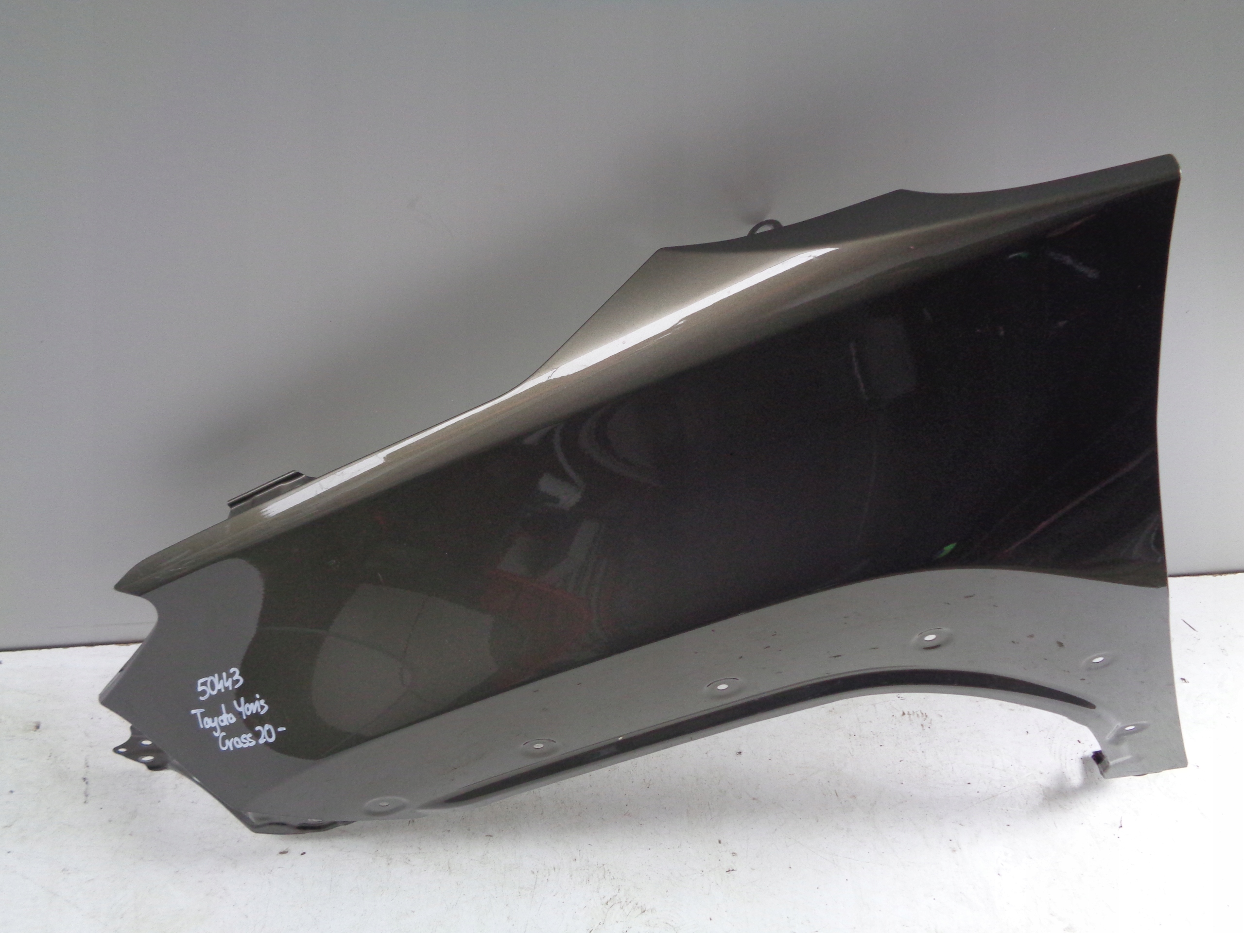fender left front TOYOTA YARIS CROSS 20- NR 50443