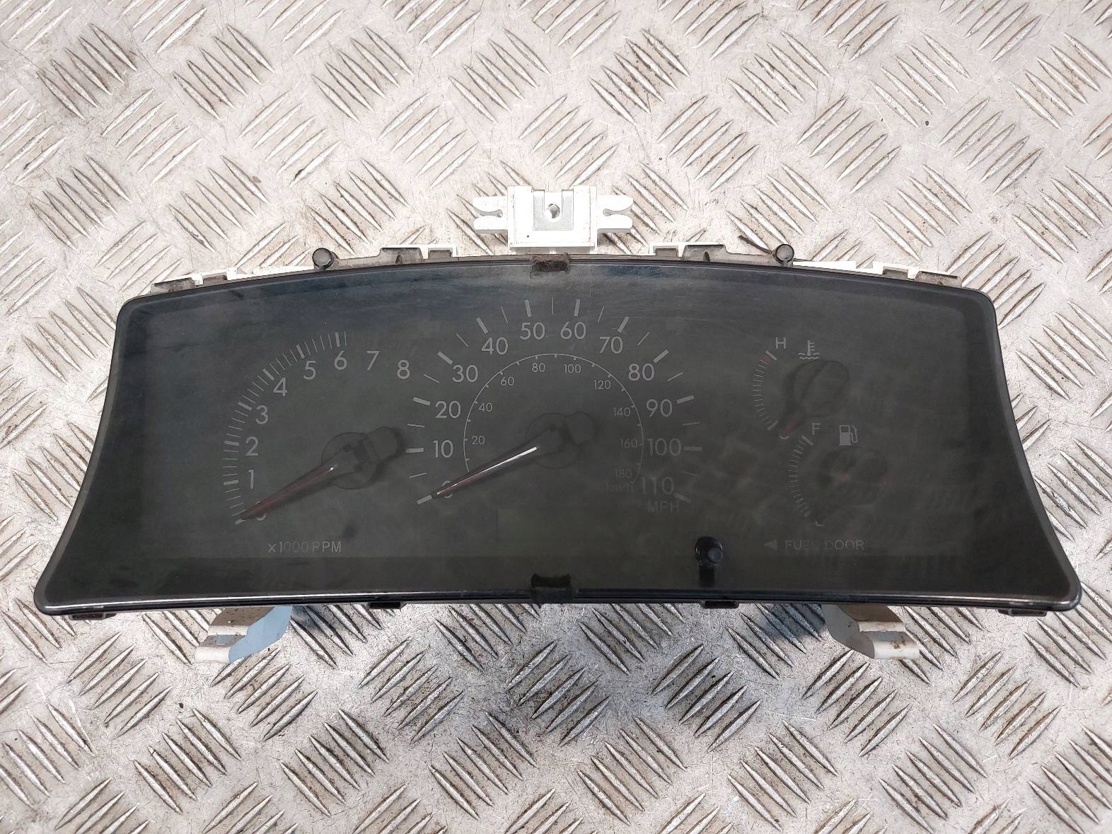 dials dials TOYOTA COROLLA E12 LIFT 1.8 16V AUTOMAT