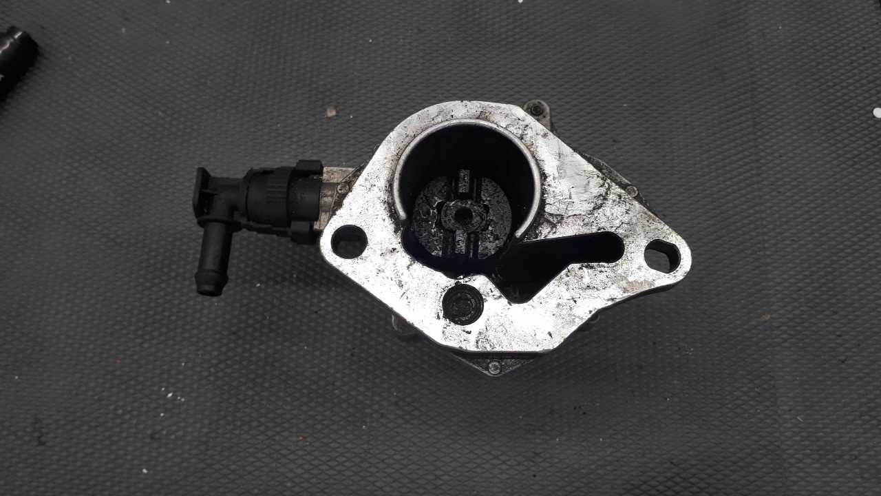 8200327149 насос renault MEGANE II 1.5