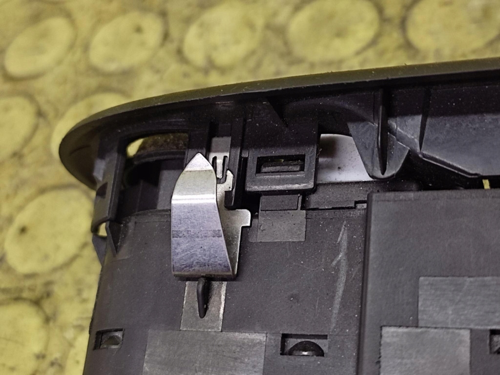PEUGEOT 307 window control switch 96660258XT