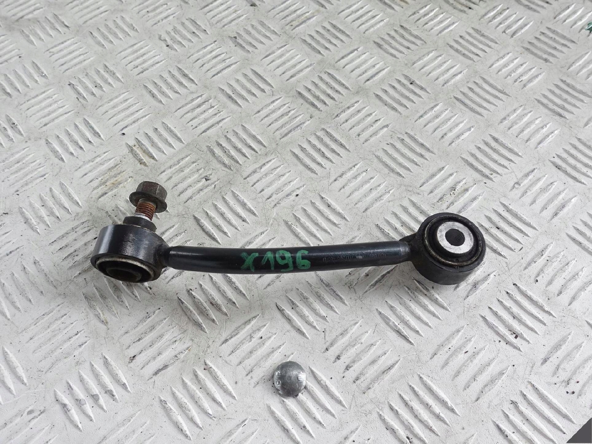 CAYENNE TOUAREG 7P Stabilisator links heck