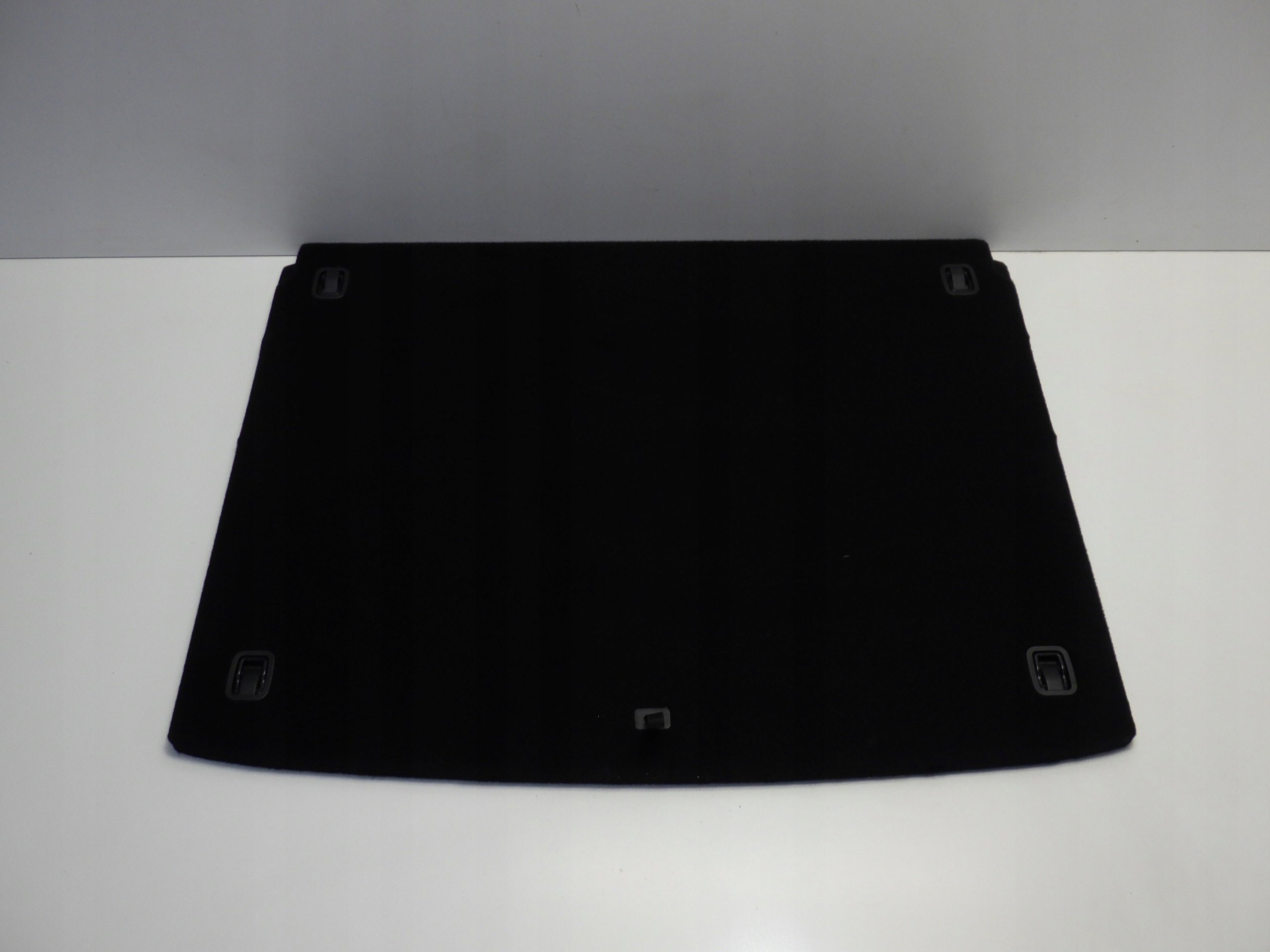 85715-Q0600 - HYUNDAI BAYON 2022 ЛАЙНЕР ПОЛКА БАГАЖНИКА ЗАДНЯЯ