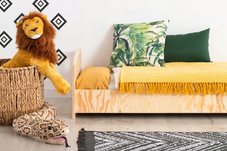 ŁÓŻKO MŁODZIEŻOWE Z DREWNA SOSNOWEGO == Z OPARCIEM Marka Elior