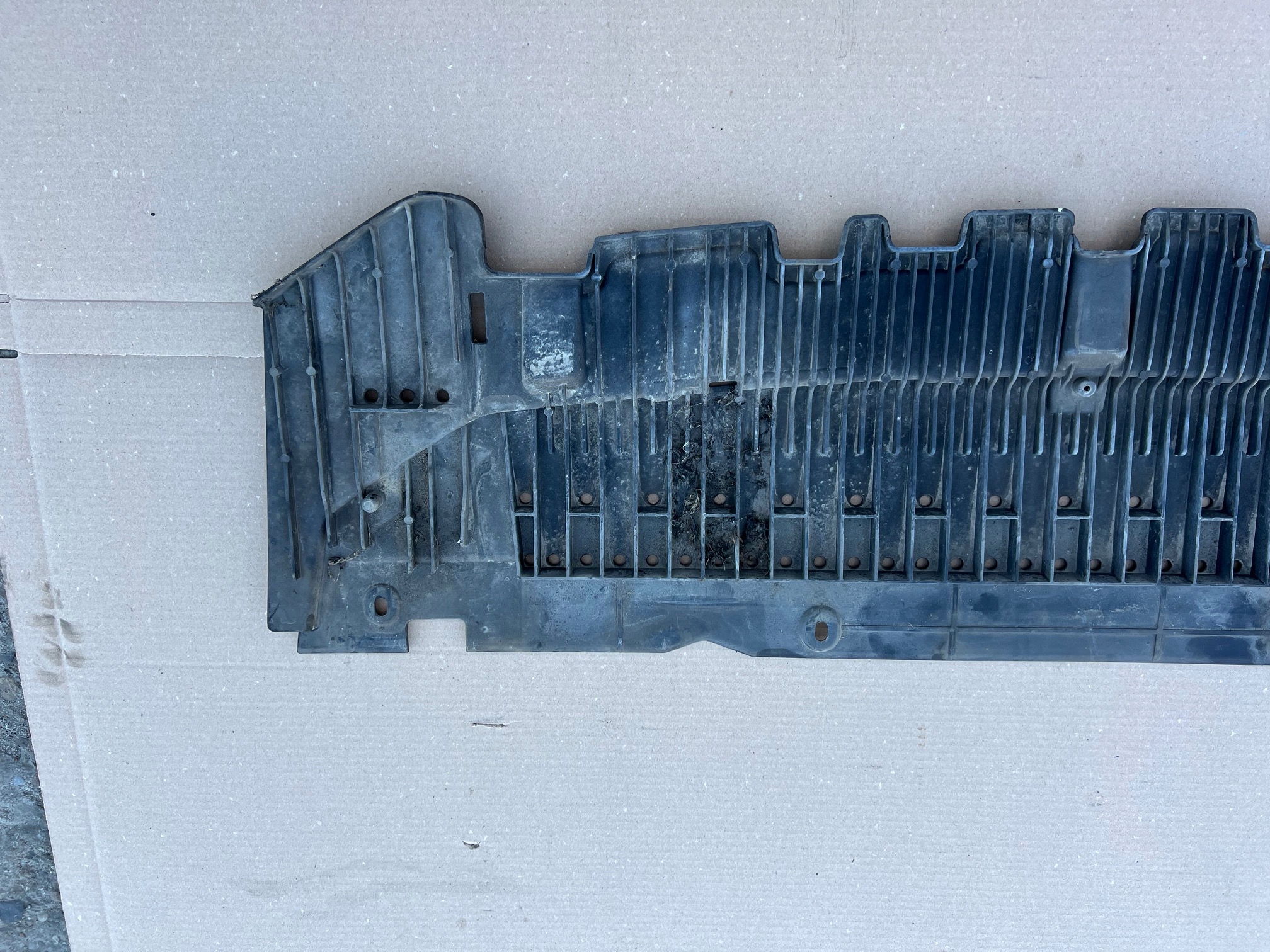 AUDI A4 B8 SLINE Blende Abdeckung abdeckung unter Stoßstange 8K0807233B