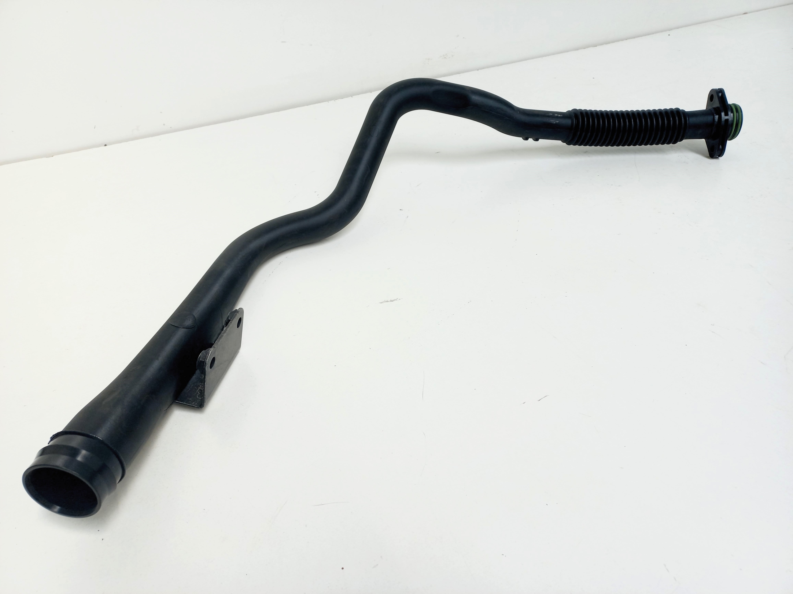 NOWY ORYGINALNY PRZEWÓD DOLNY RURA WLEWU OLEJU VOLVO FH4 FH5 FM Numer katalogowy części OE 22201616