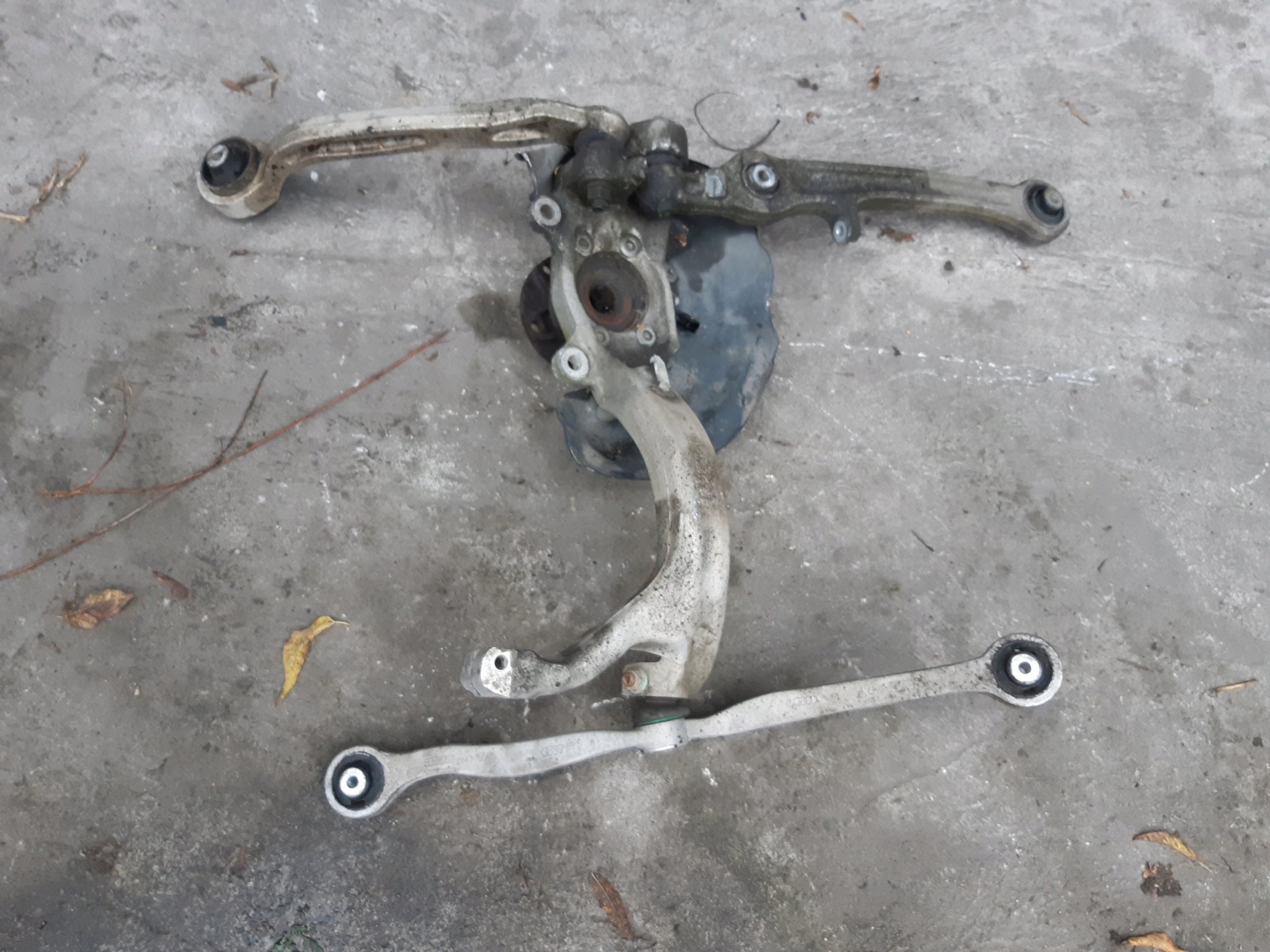 AUDI A6 C6 swing right front right front 4F0258