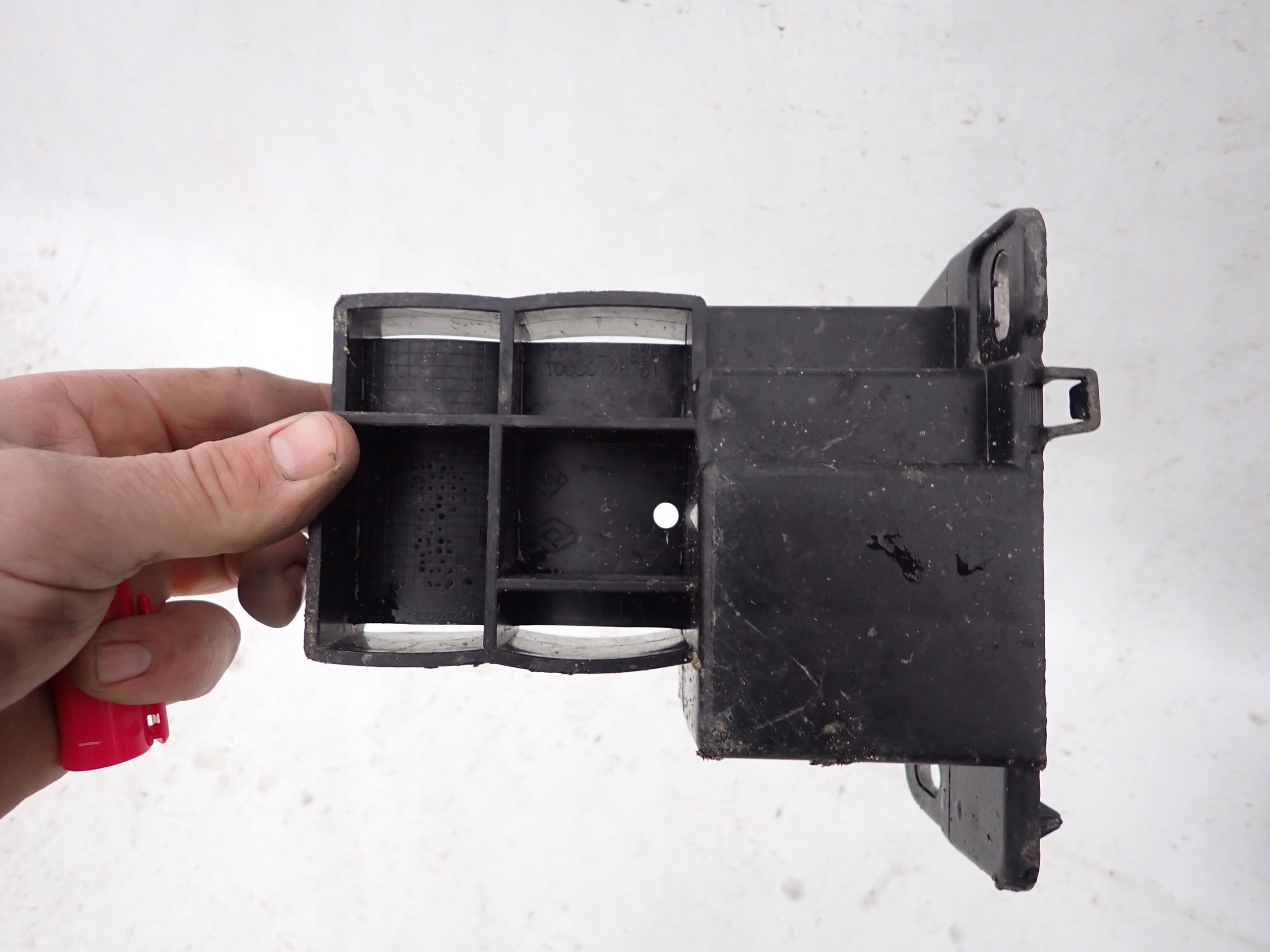 RENAULT CLIO IV STREFA ZGNIOTU PRAWA T0000128751