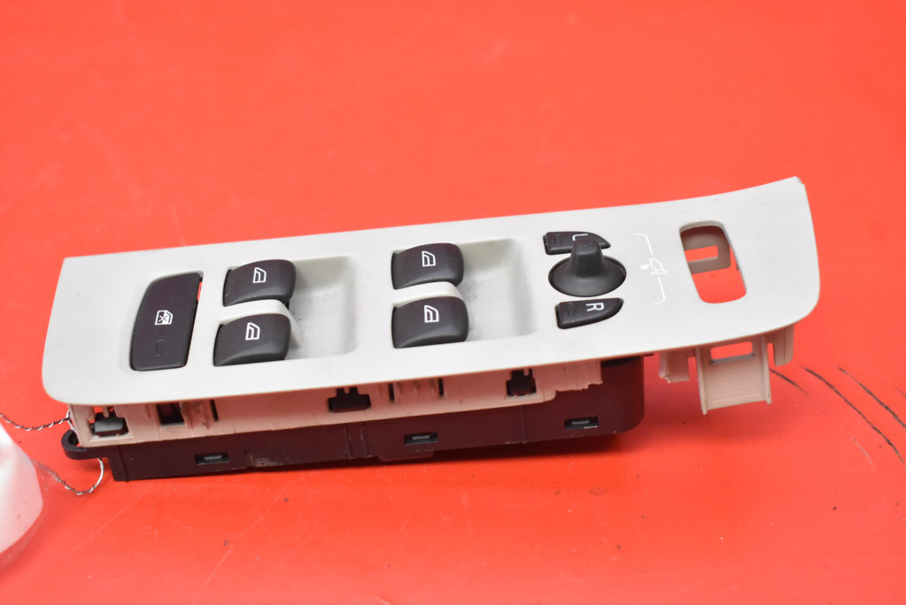 control panel of the window EU 31376495 VOLVO V40 2 II 12-16