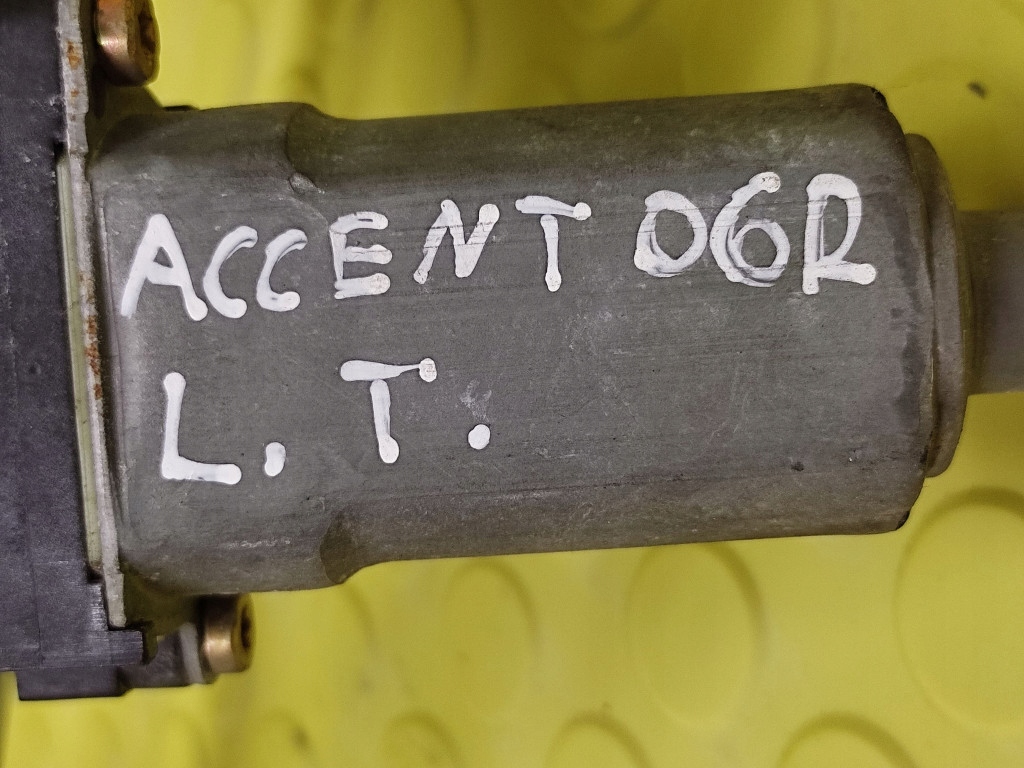 HYUNDAI ACCENT window regulator left rear part