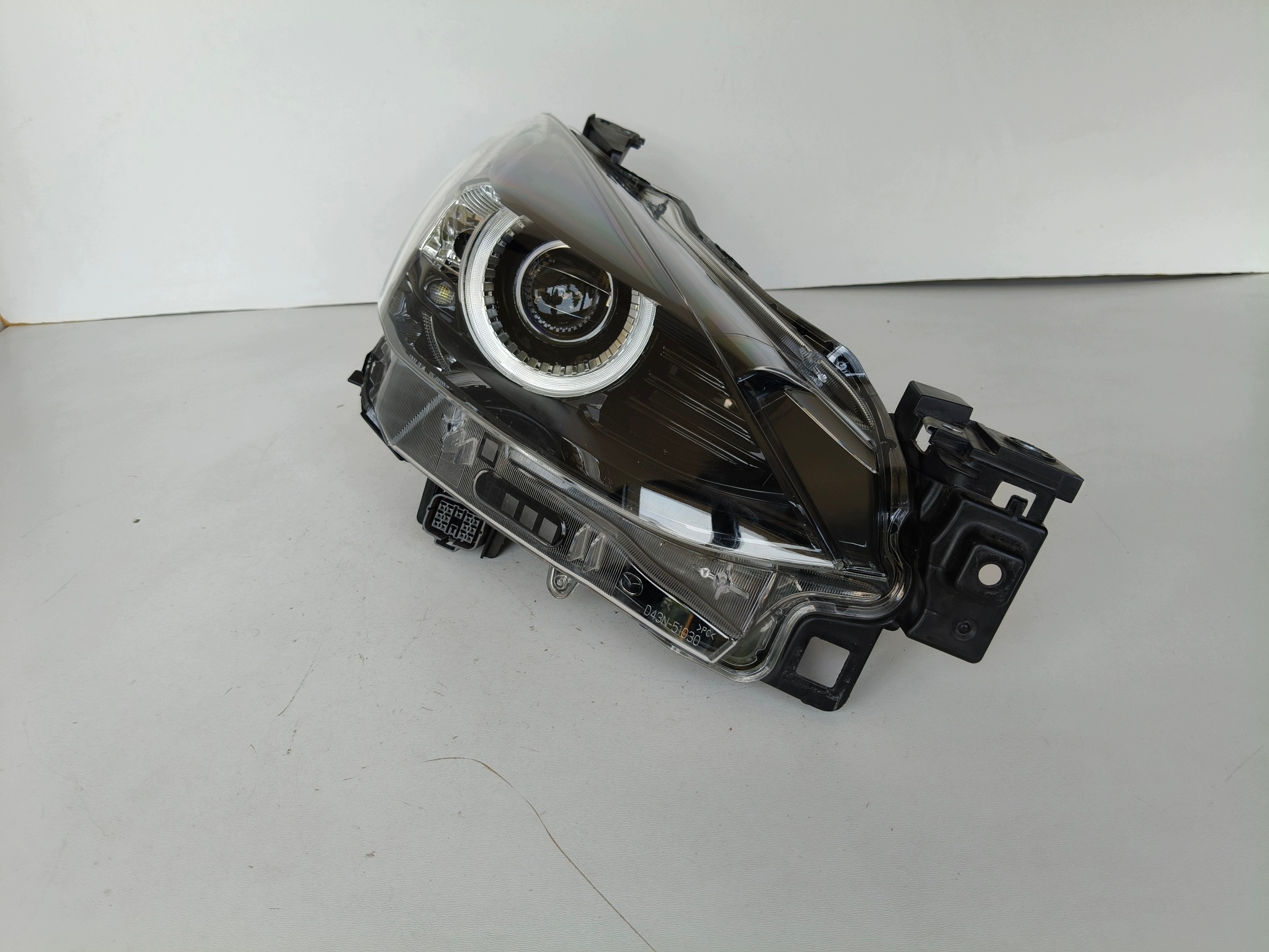 light right REFLEKTOR MAZDA 2 20- LIFT FULL LED 13 PIN