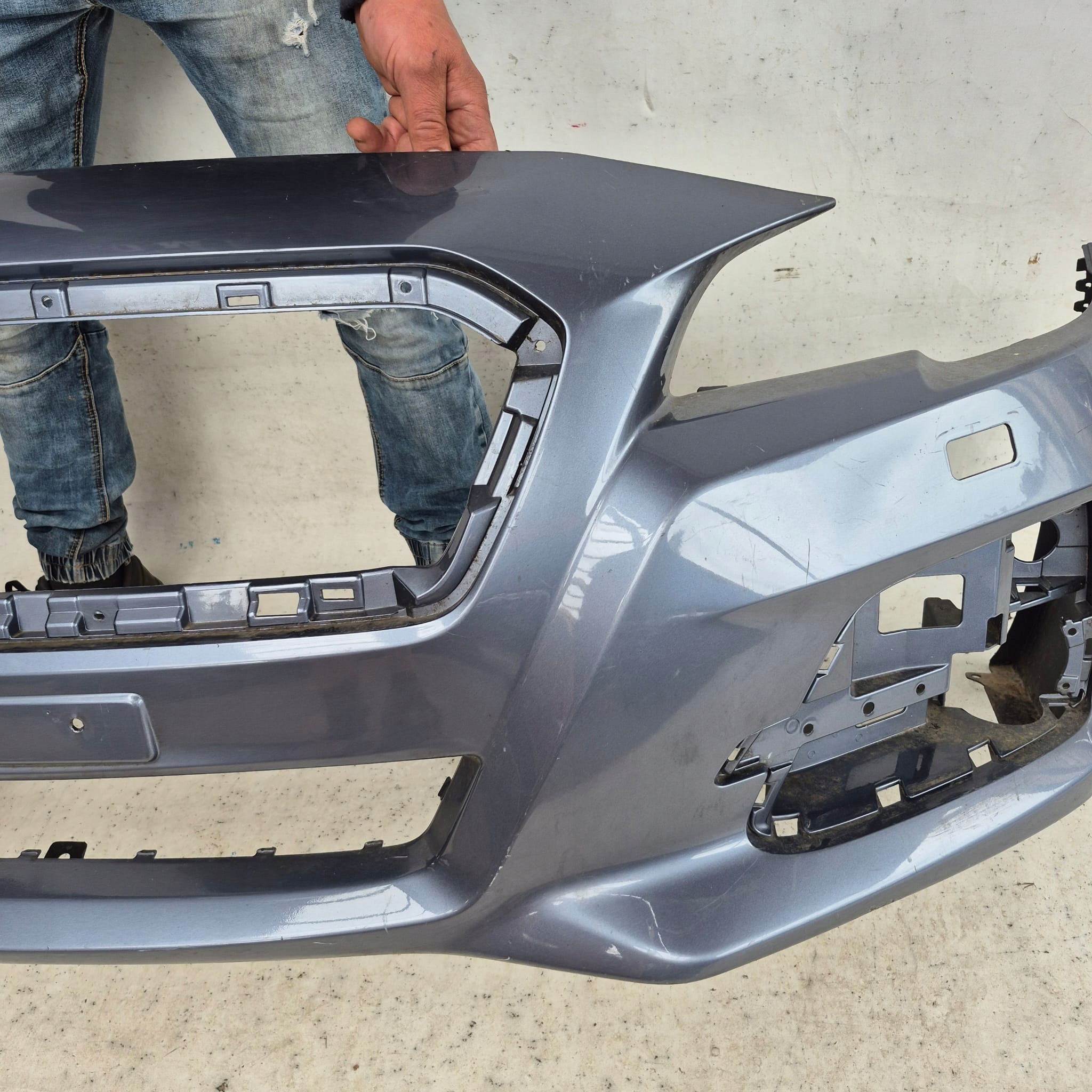SUBARU LEVORG 14-17 bumper front front washer