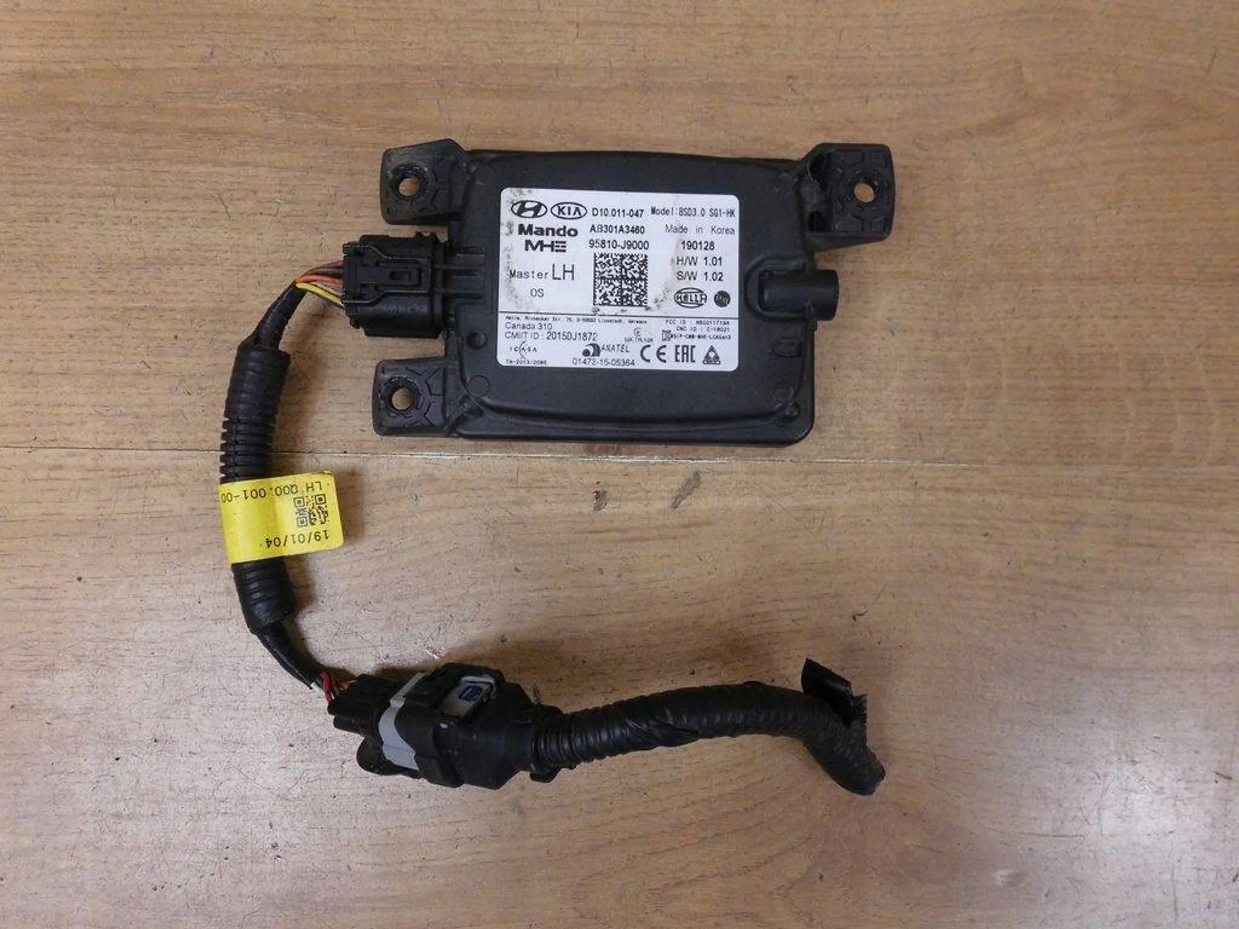 Hyundai Kona 2019 sensor sensor martwego pola punktu left 95810-J9000