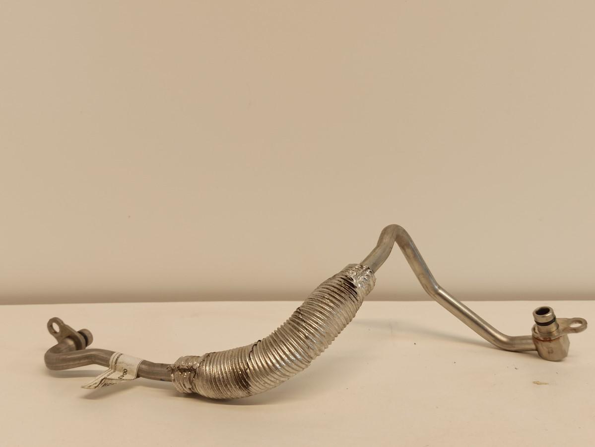 BMW 3 G20 масляний шланг 8629969