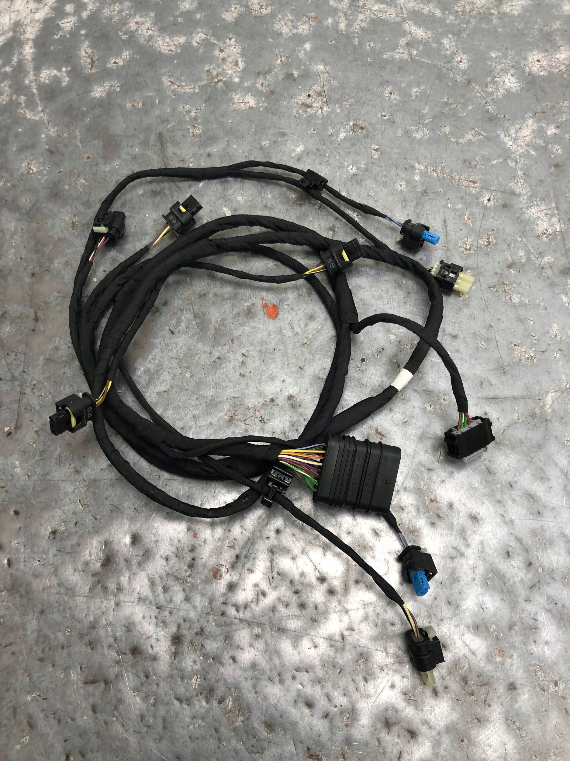 bundle PDC front MERCEDES W213 A2135403817