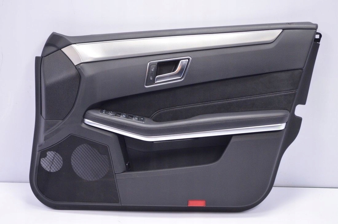 BOCZEK DRZWI PRAWY PRZÓD ALCANTARA MERCEDES W212