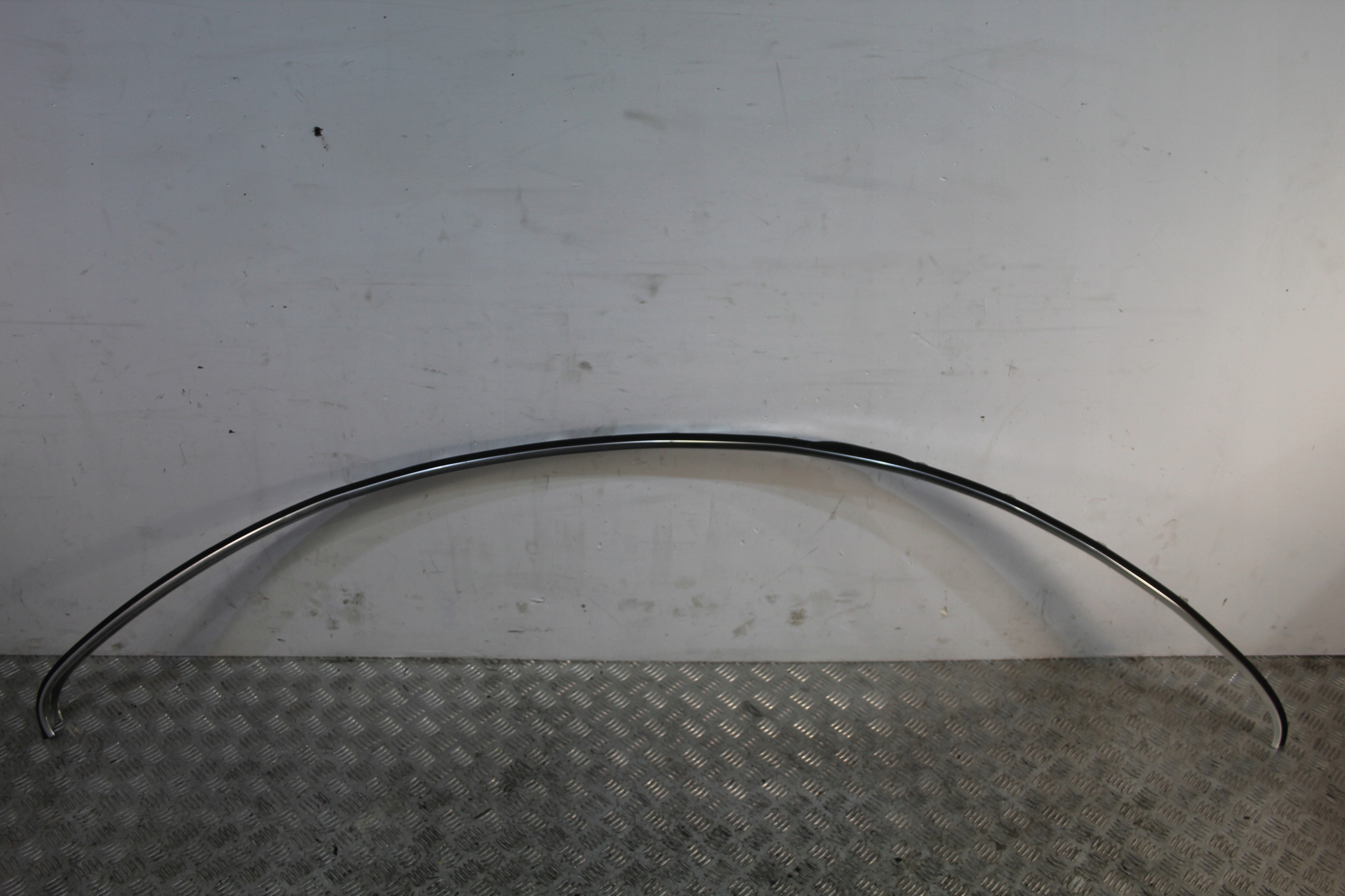 moulding chrome right VW PASSAT CC 3C8 3C8854702B
