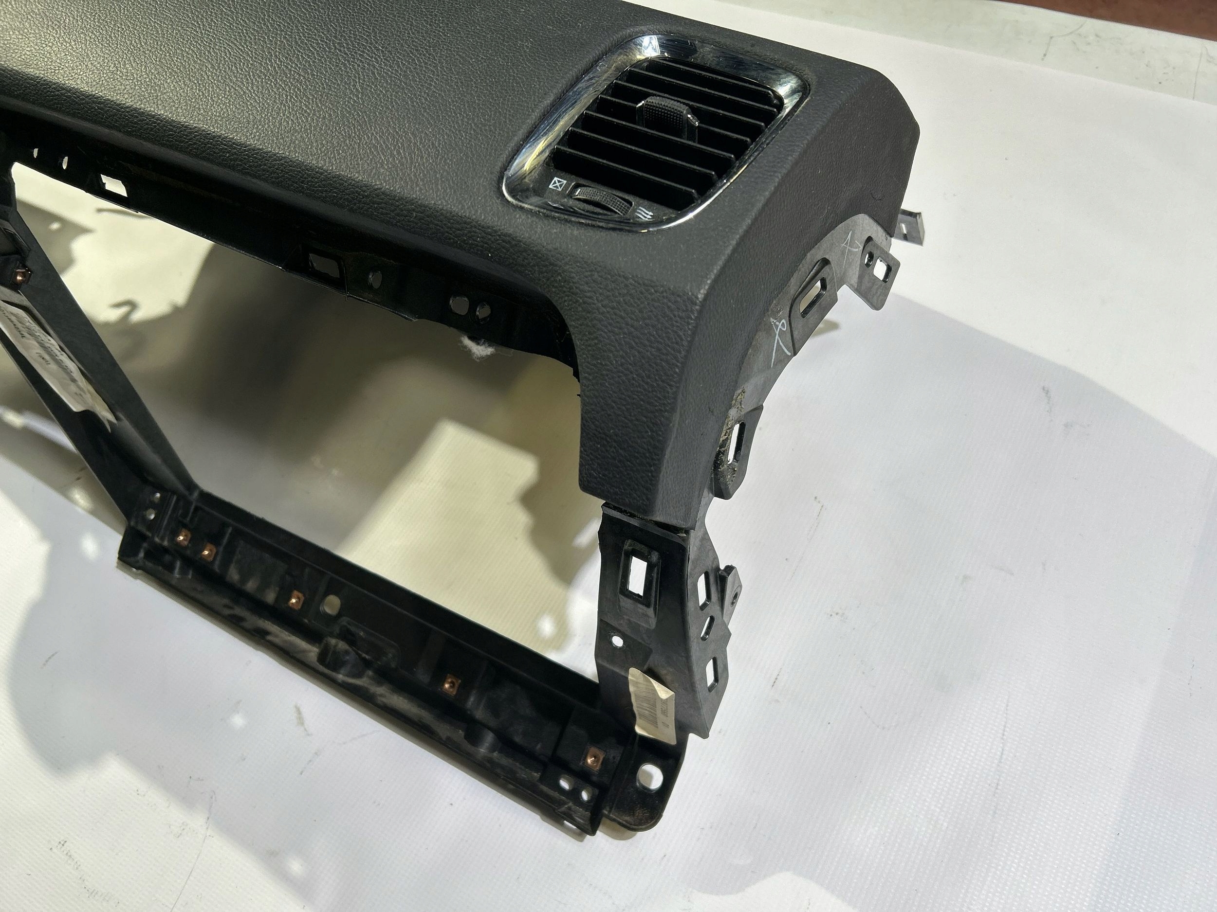 dashboard instrument panel console airbag powietrzna airbag Dodge Durango 2016