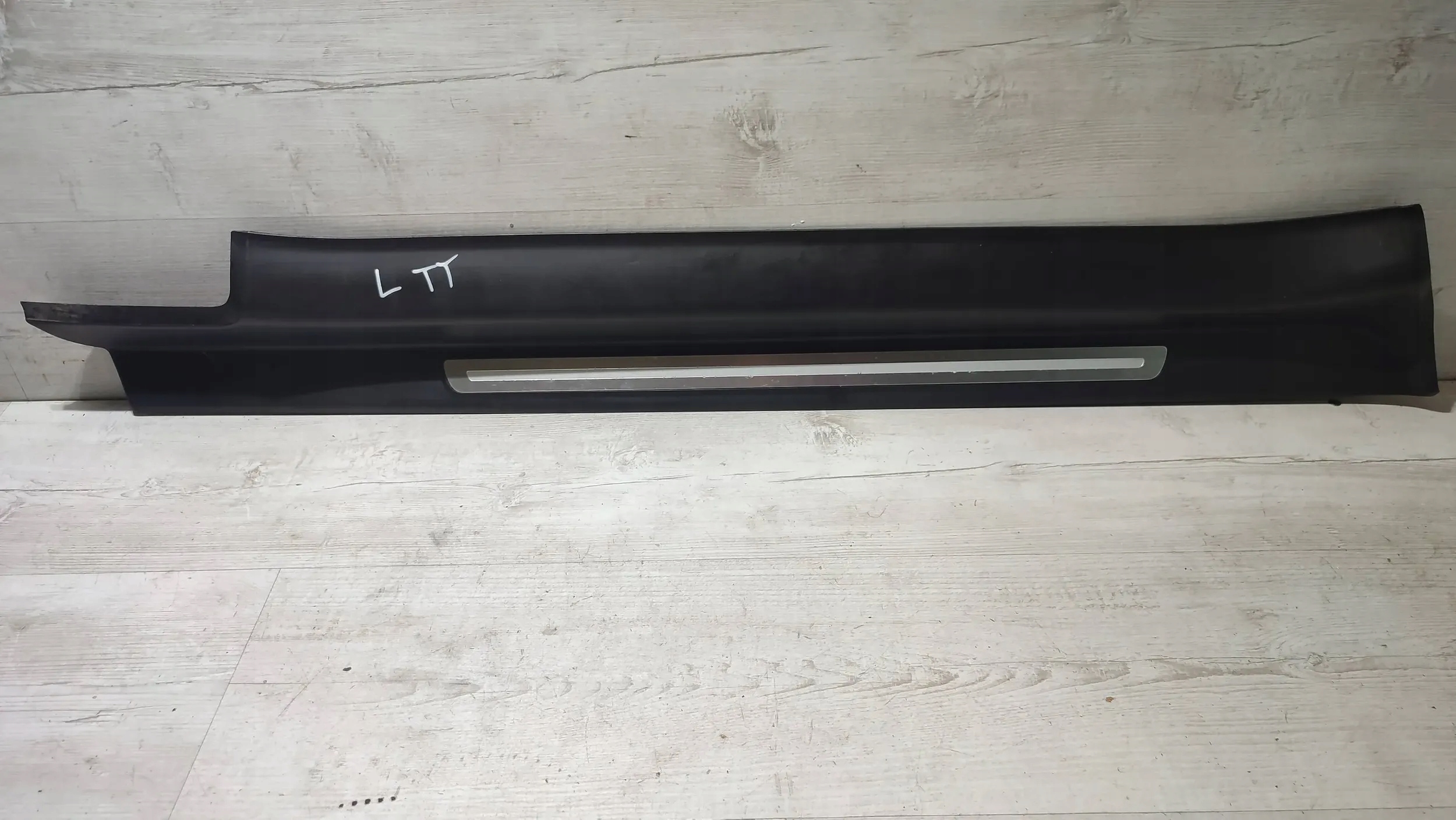 Audi TT 8J 13r 2.0tdi front side left cover of the threshold