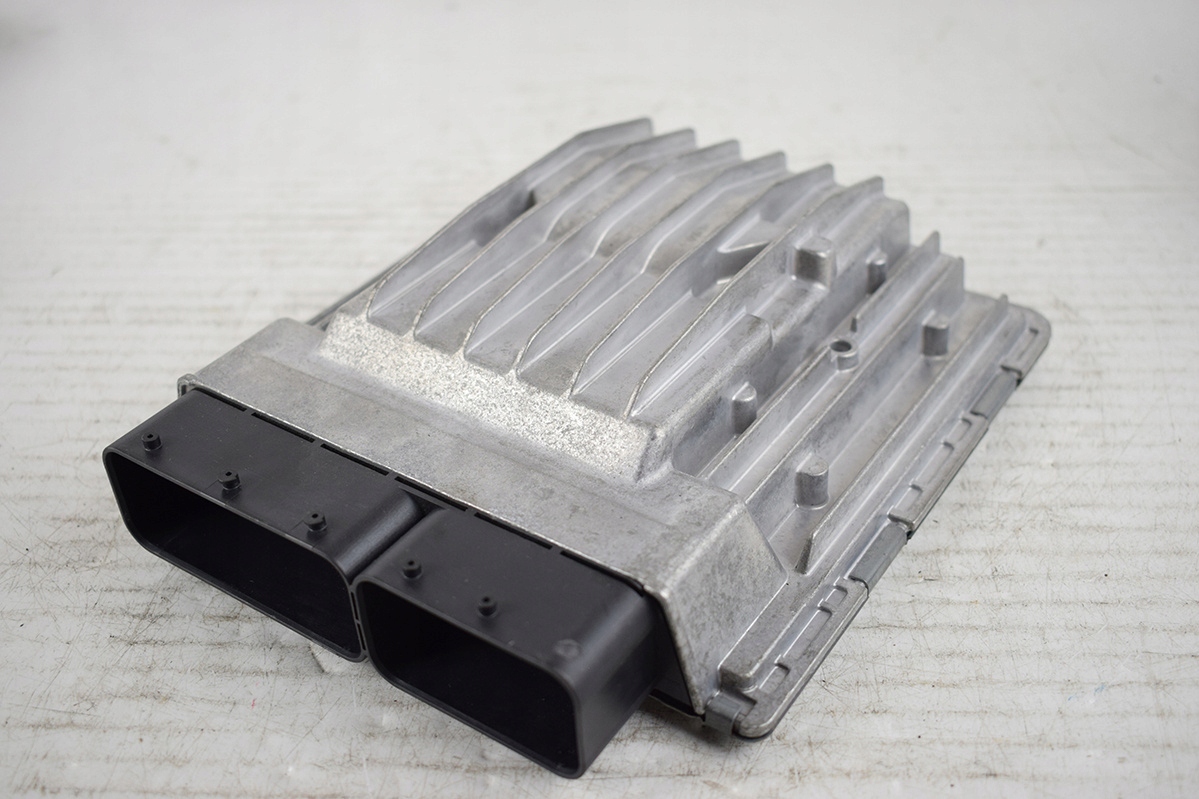 computer control unit of the engine running board BMW 7621178