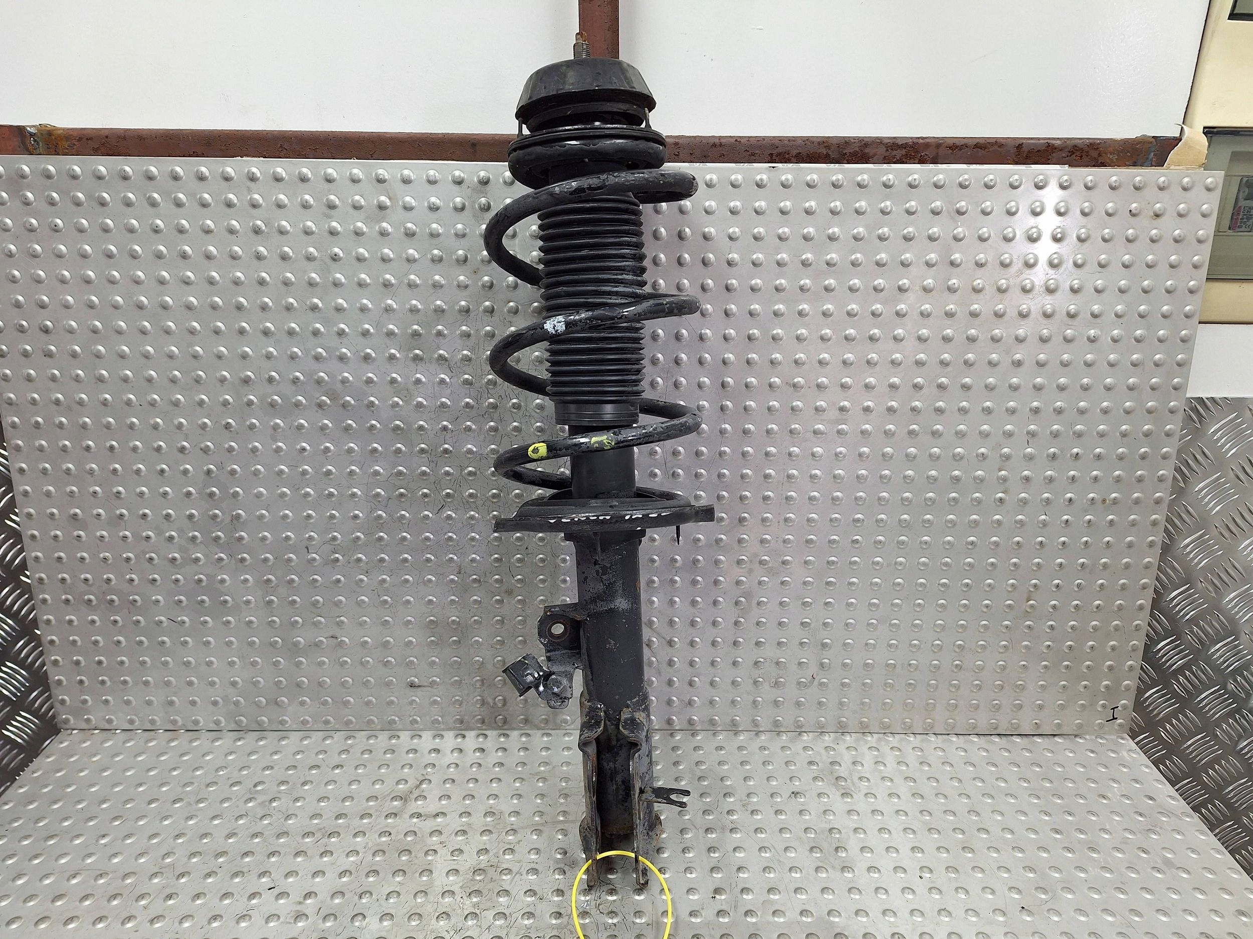 shock absorber left front KIA VENGA IX20 10-19 54650-1P100