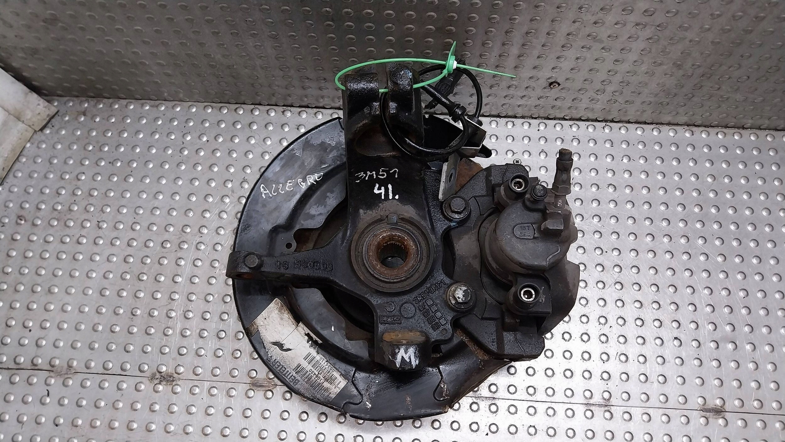 swing left front 3M51-3K171-BF FORD FOCUS MK2 C MAX MK1 VOLVO V50 S40