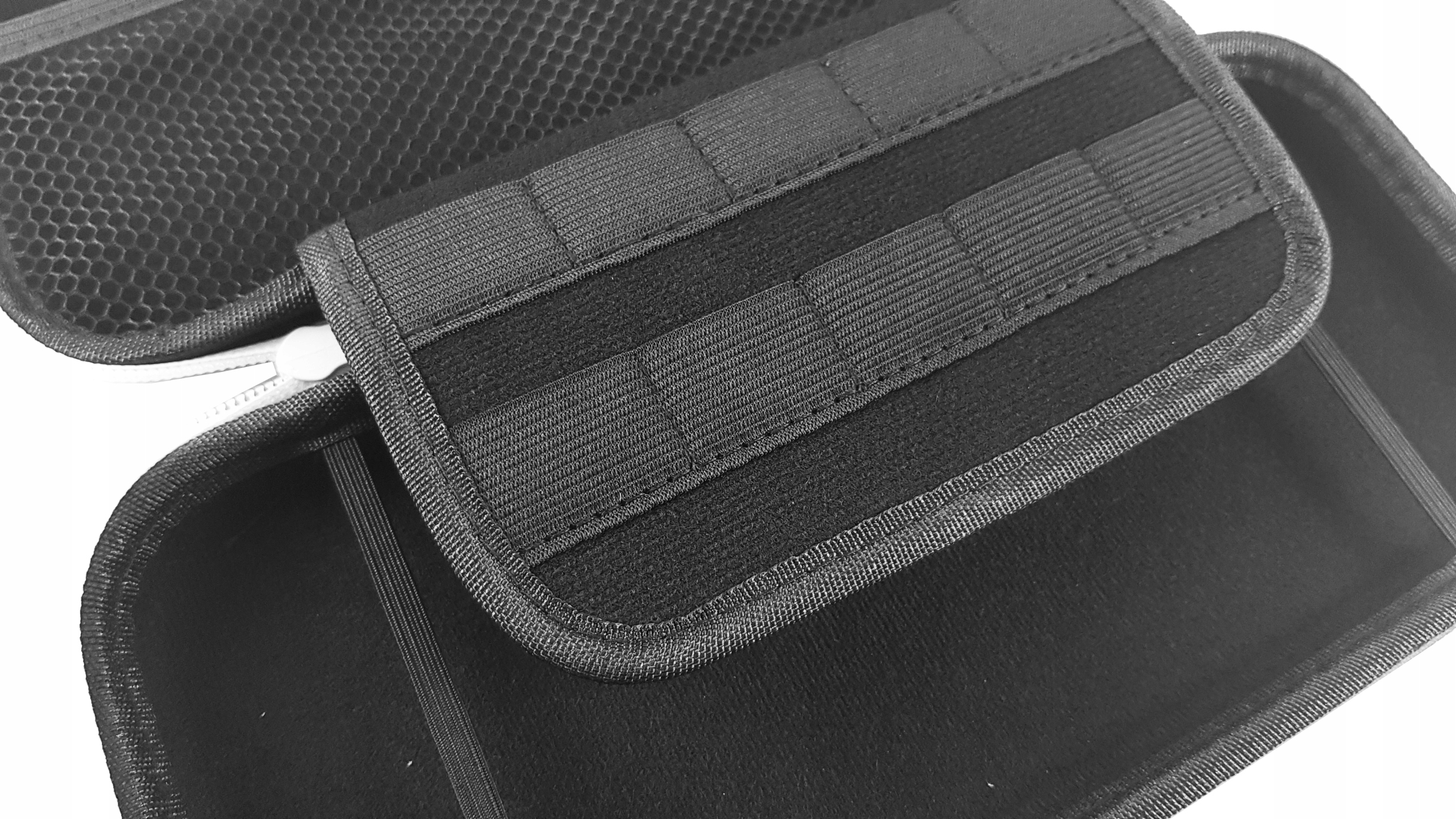 ETUI POKROWIEC FUTERAŁ DO NINTENDO SWITCH OLED Producent Novex