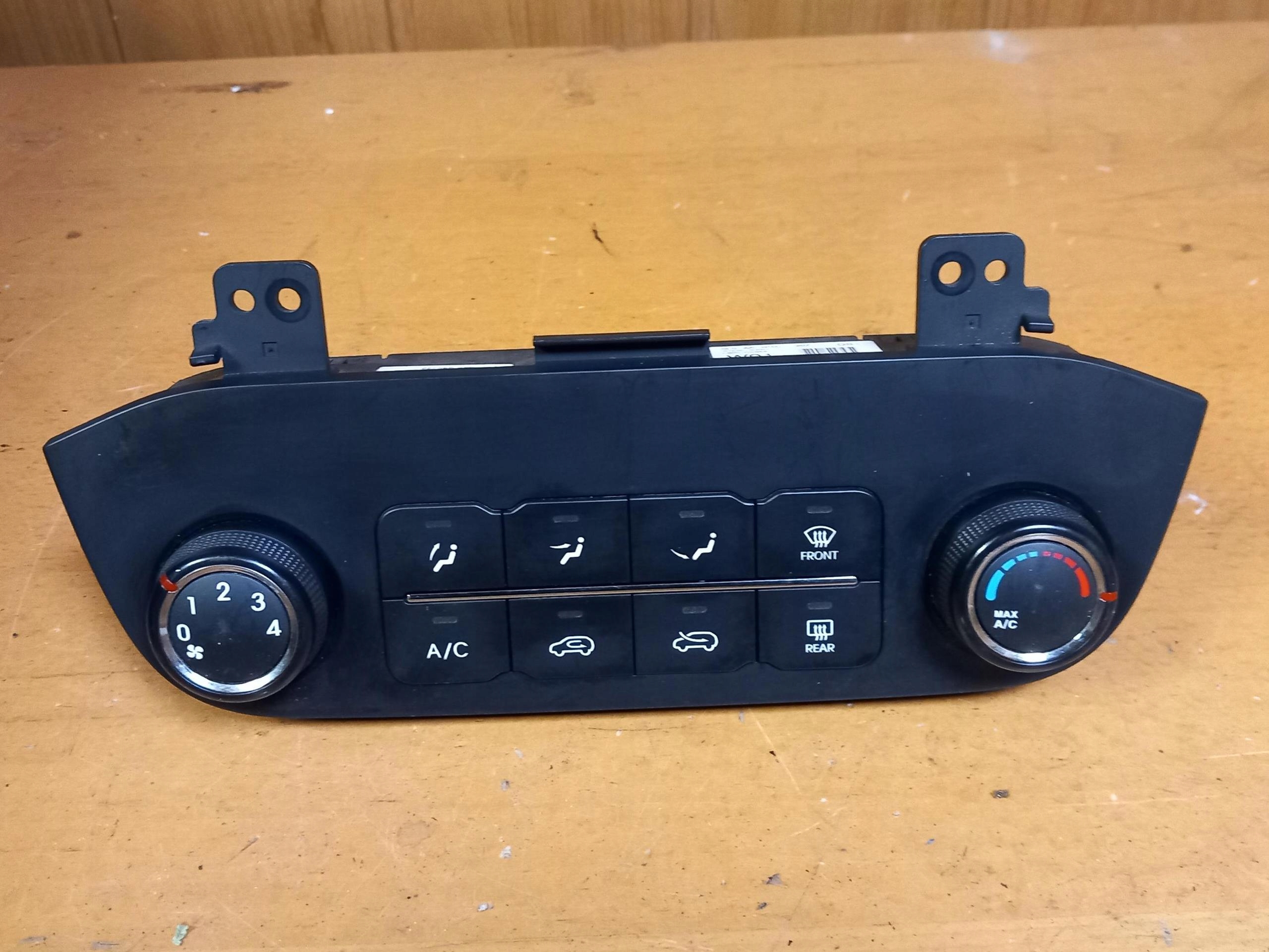 Unite commande clima KIA SPORTAGE III 97250-3U001 10-15