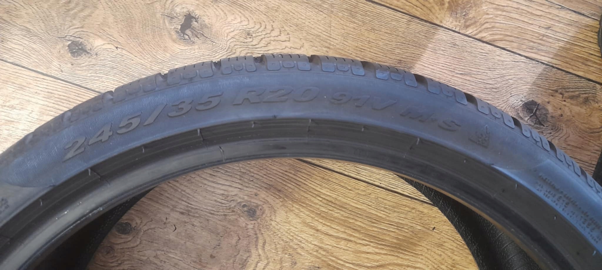 PIRELLI WINTER SOTTOZERO 245/35R20 91V