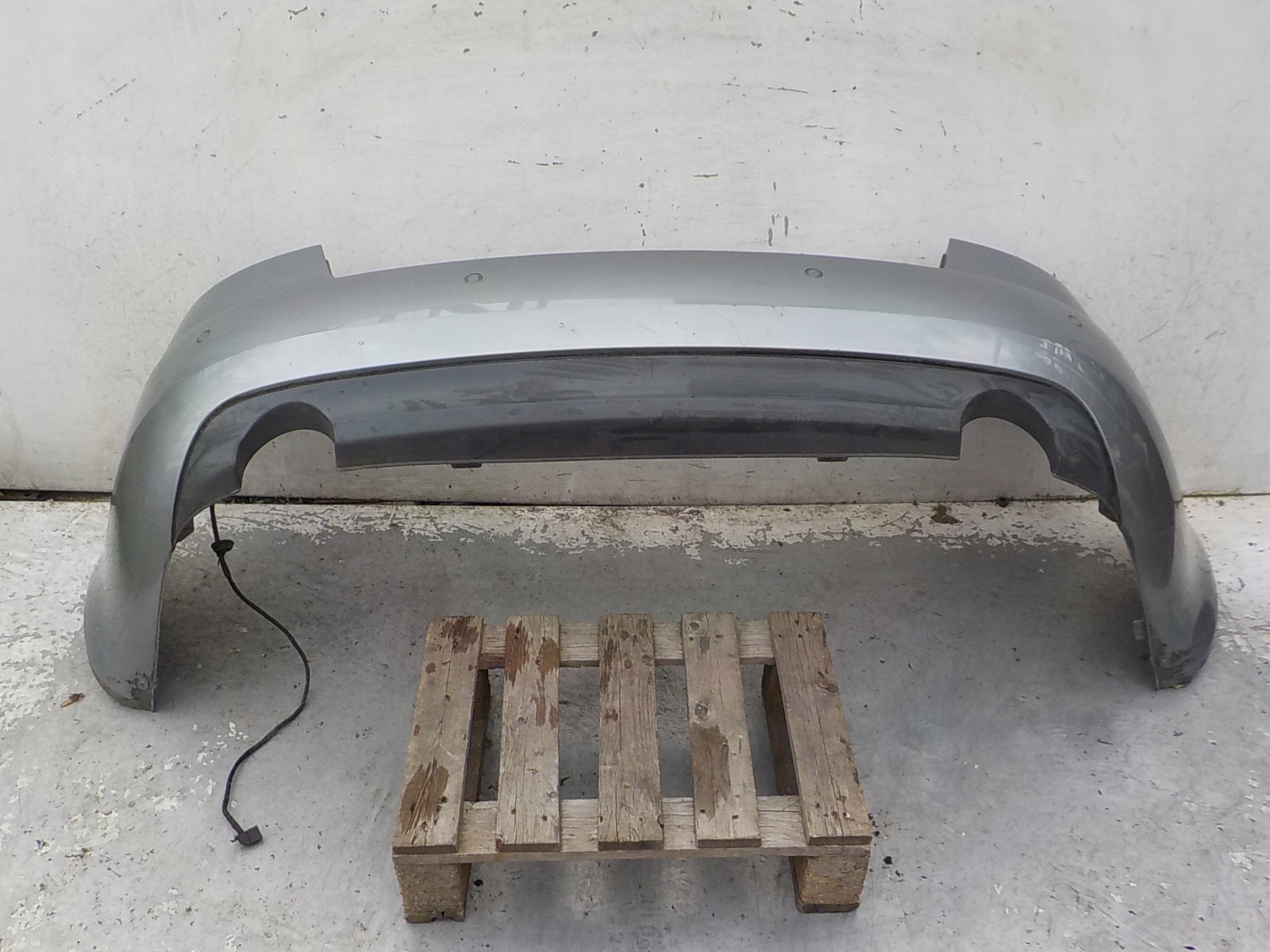 450 AUDI A4 B7 CABRIO bumper rear part rear PDC