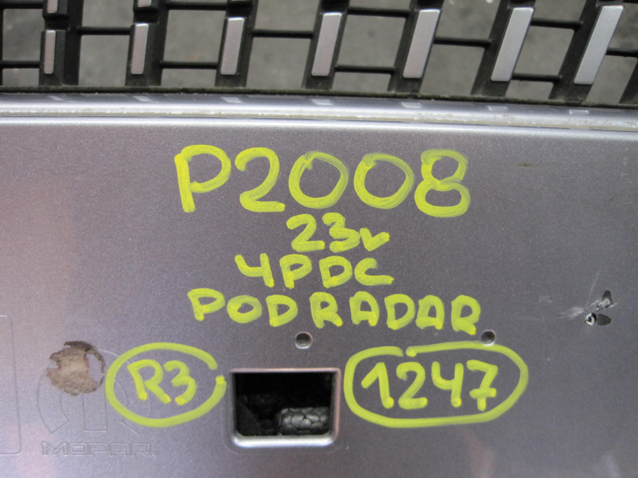 bumper PEUGEOT 2008 23R 4 PDC below RADAR front front