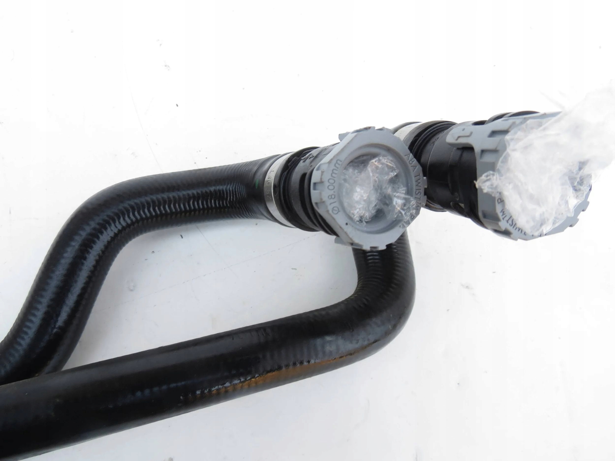 hadice vody chladiče VOLVO V70 6G91-18C266-CF