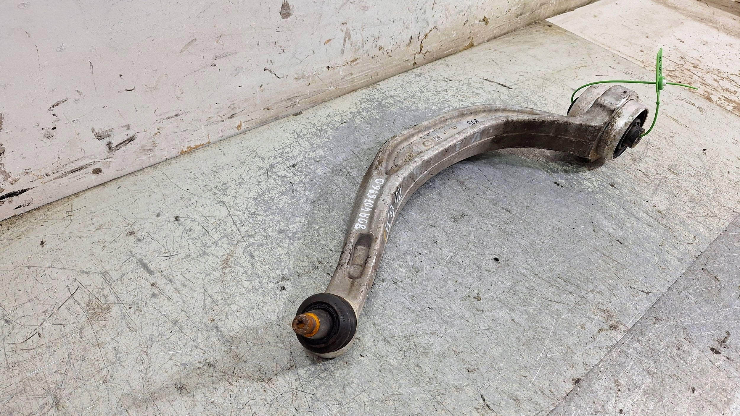 arm right front 80A407696D AUDI Q5 80A A6 A7 C7