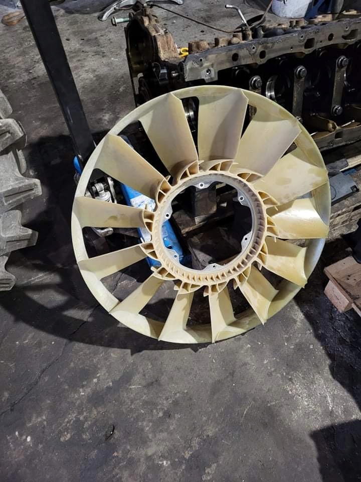 Mercedes actros MP4 ветряная мельница вискоза