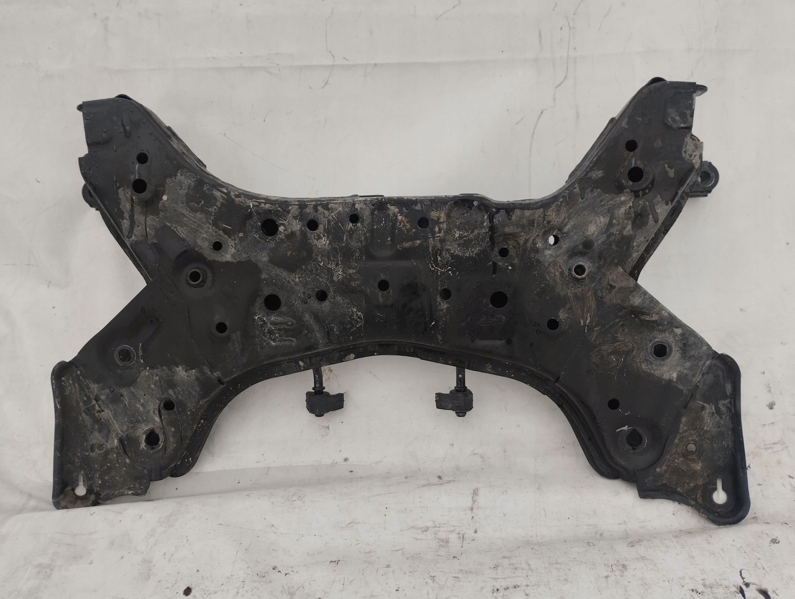 HYUNDAI I10 III subframe axle beam