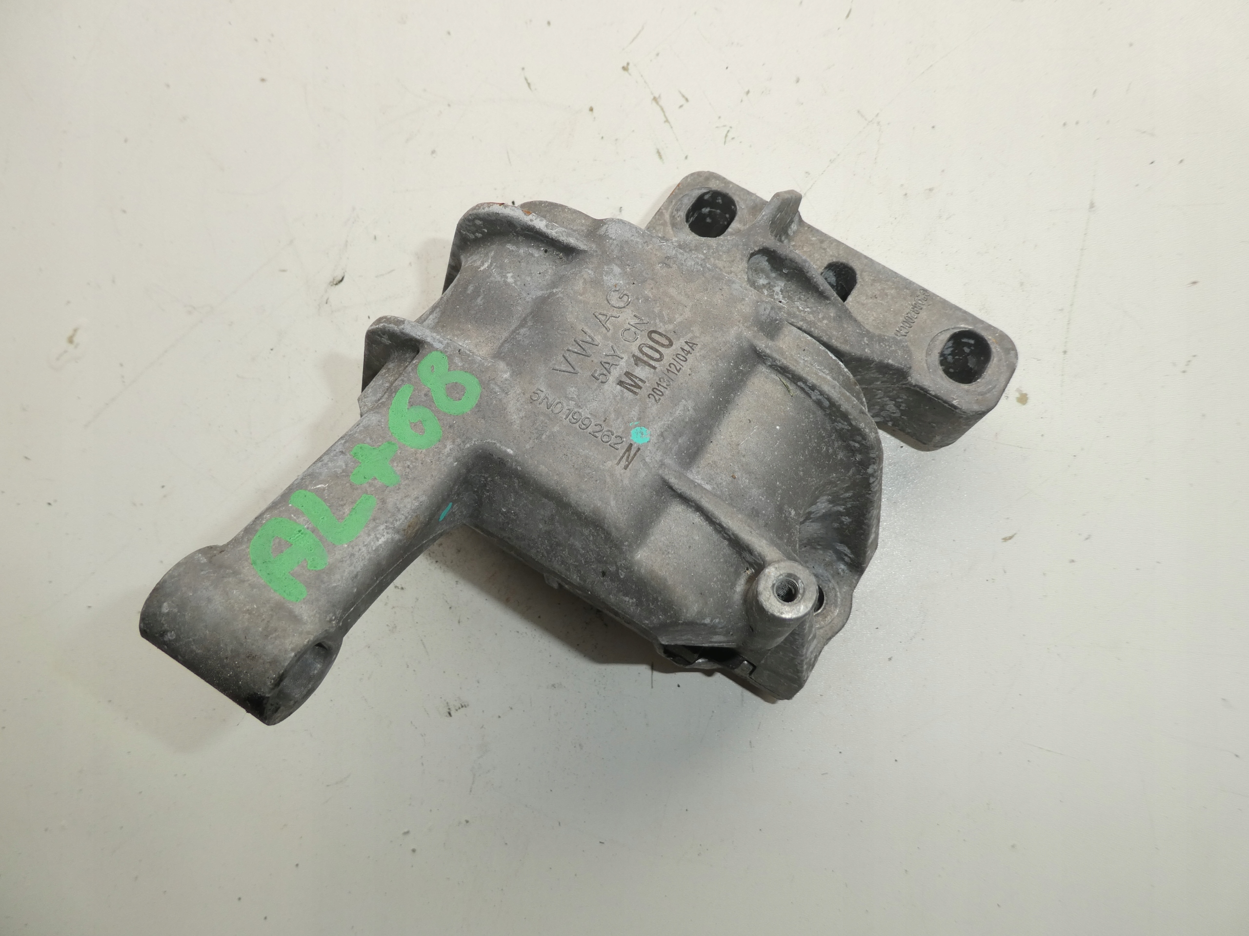 VW AUDI SKODA engine mount 5N0199262N