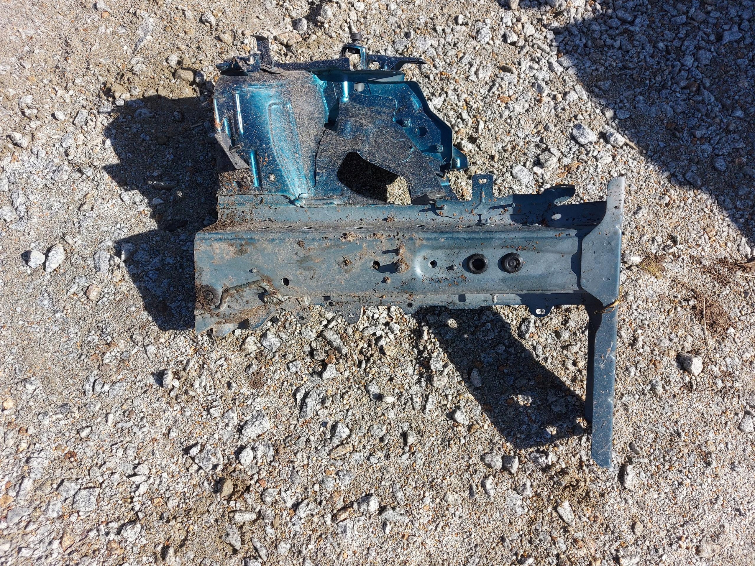 RENAULT Arkana quarter front left TERRF