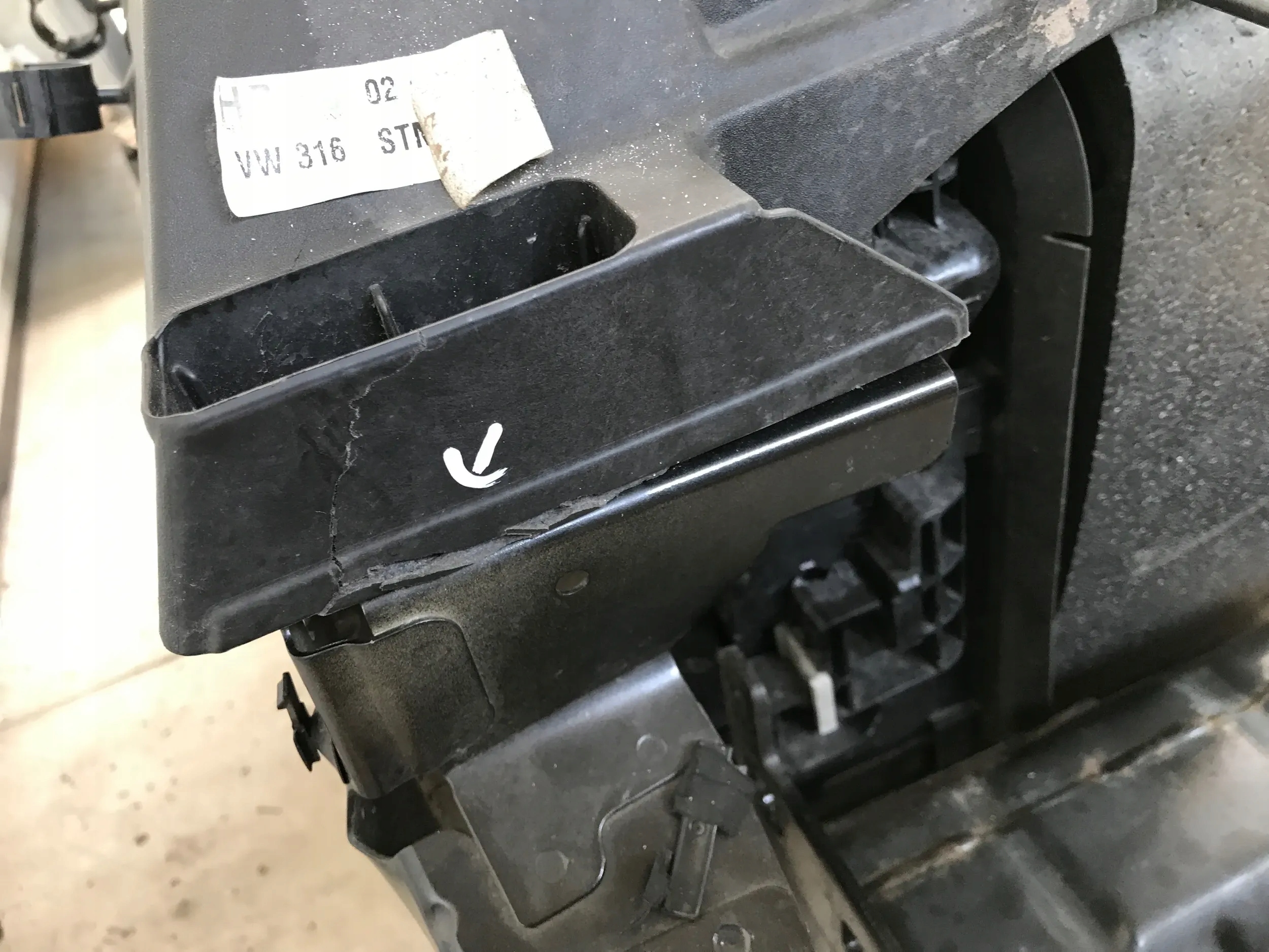 VW ID.4 ID4 2022 PAS PRZEDNI WZMOCNIENIE BELKA CHŁODNICE WENTYLATOR KOMPLET Wersja Europejska