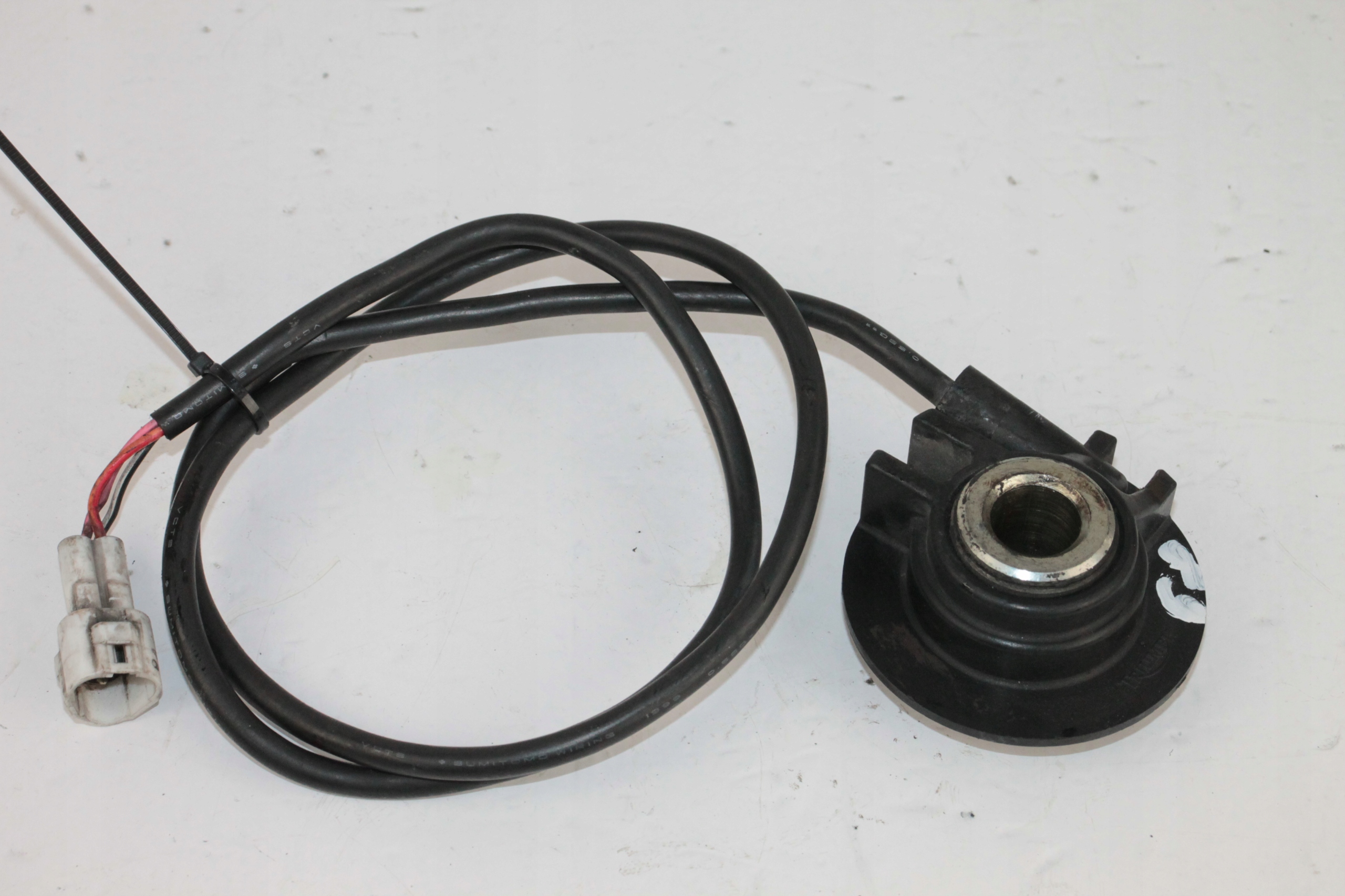 TRIUMPH TIGER 955i 01 06 SLIMAK CZUJNIK PREDKOSCI