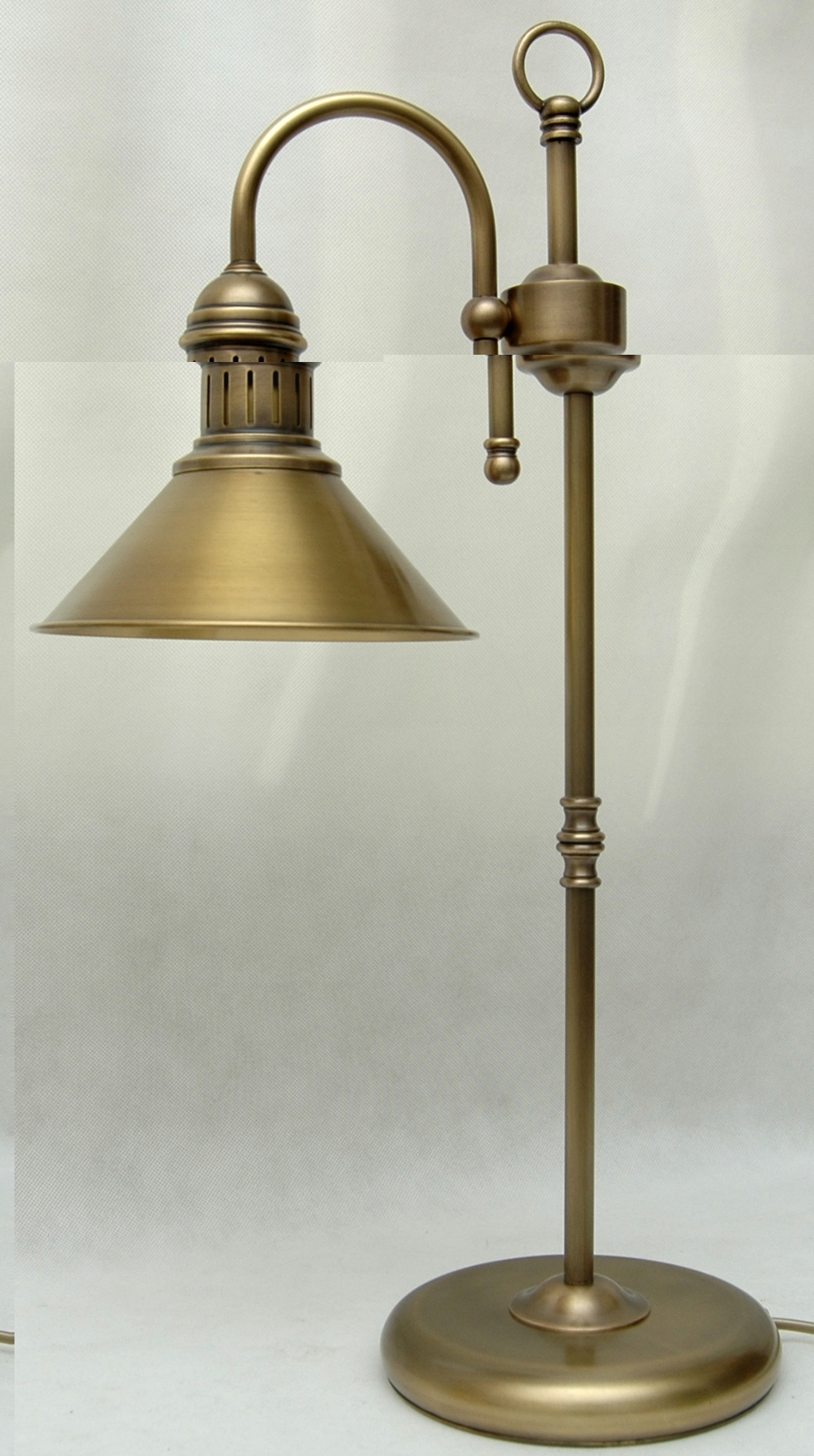 Mosadzná stolová lampa, stolová lampa, mosadz