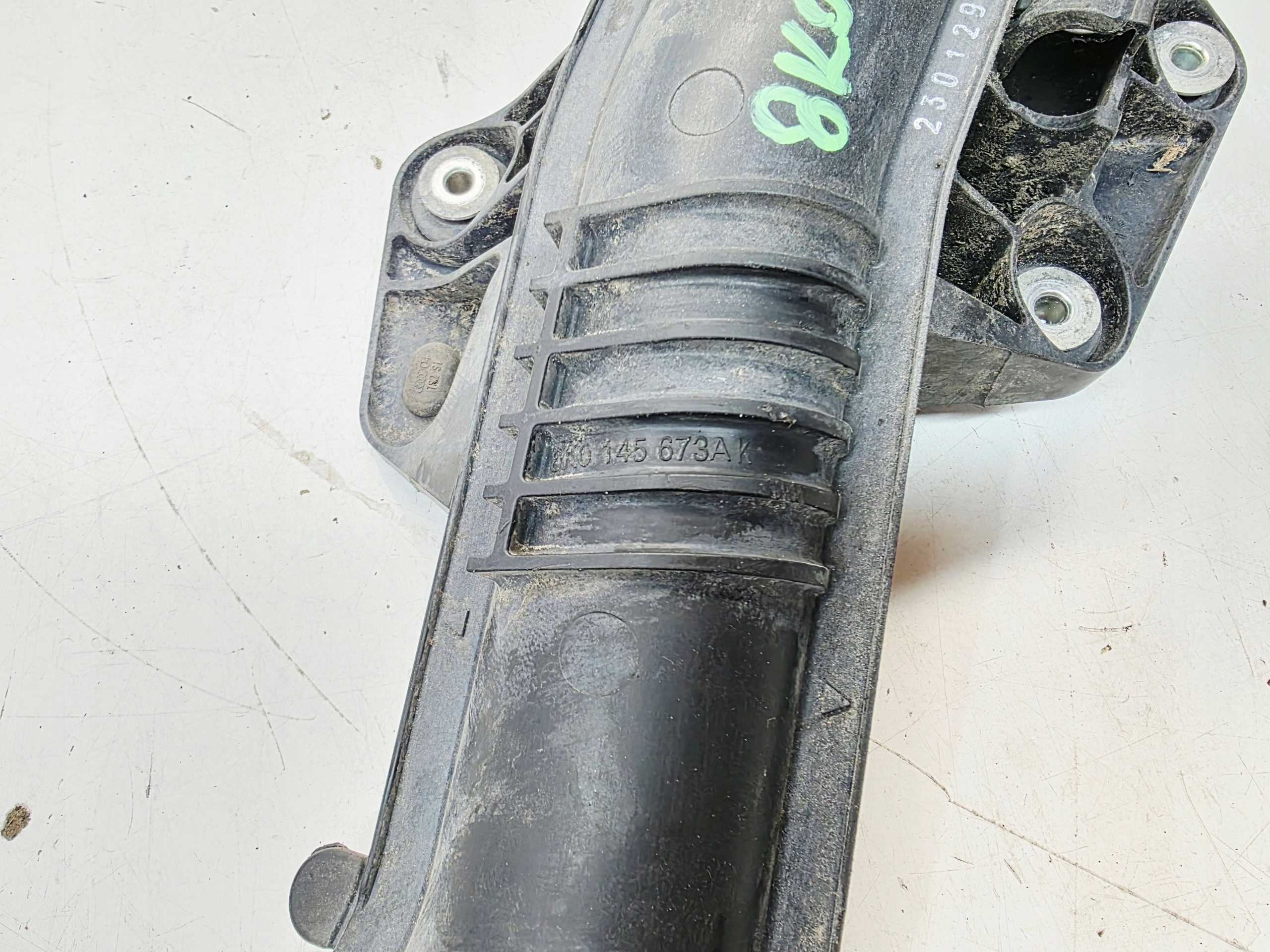 rohr Schlauch intercooler AUDI A4 B8 A5 8T 8K0145673AK