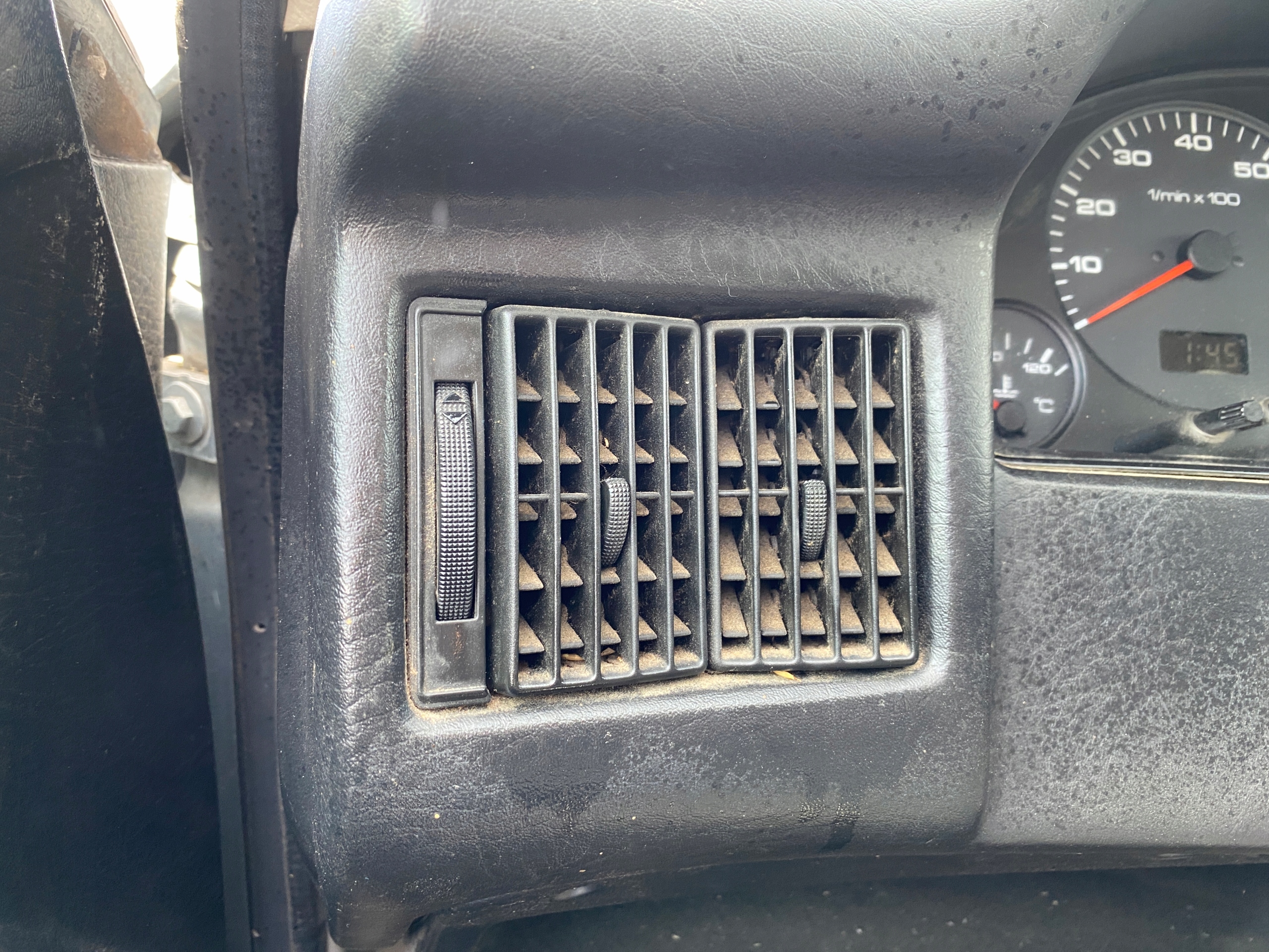 grid air conditioning devices air left driver´s Audi 80 B3 86-91
