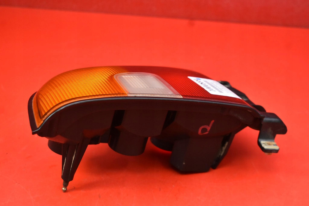 light right rear part rear TOYOTA RAV 4 1 and 3D 94-98