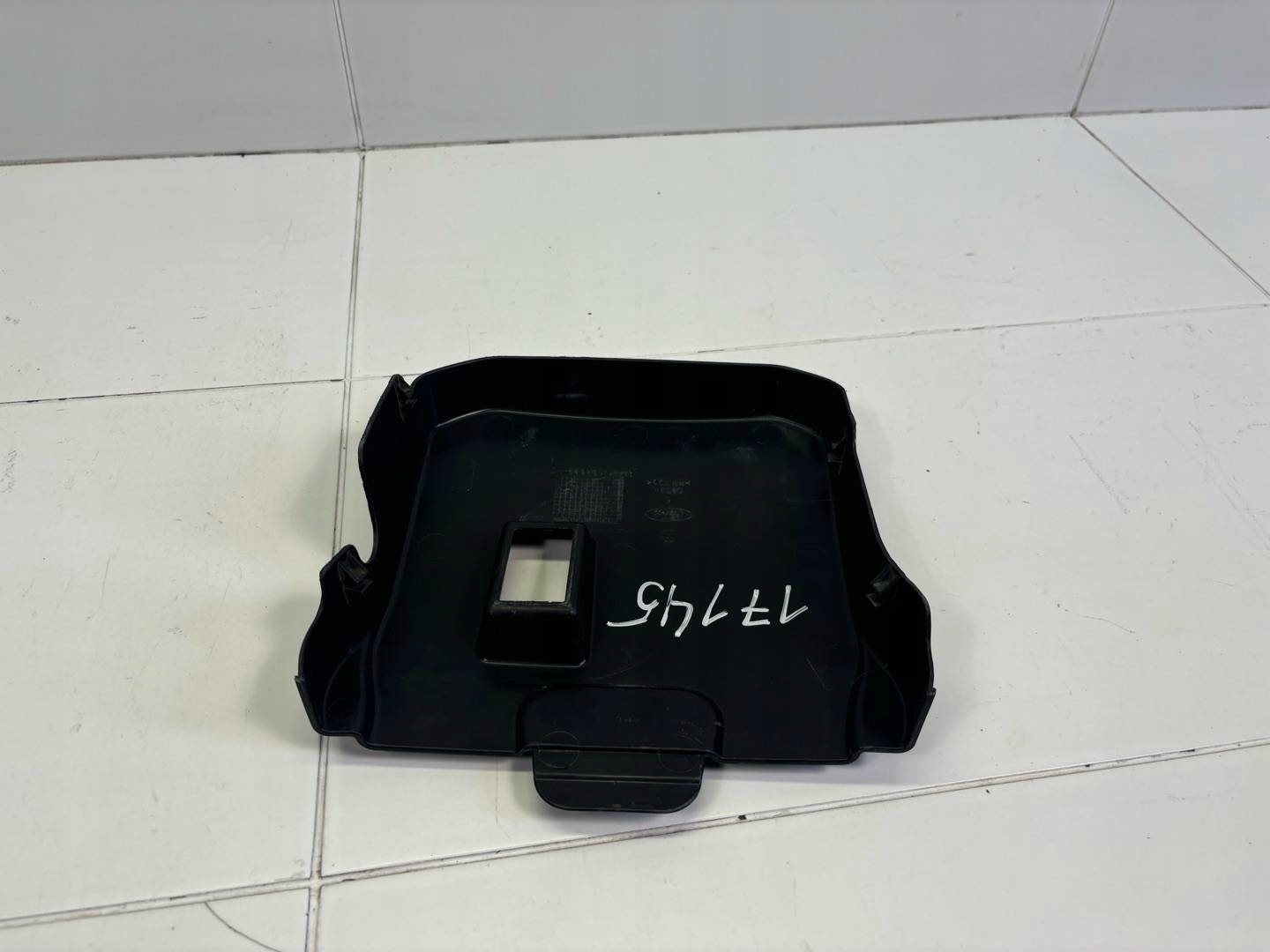 Porta per batteria Ford Kuga 2 2016 AM51-10A659-AD