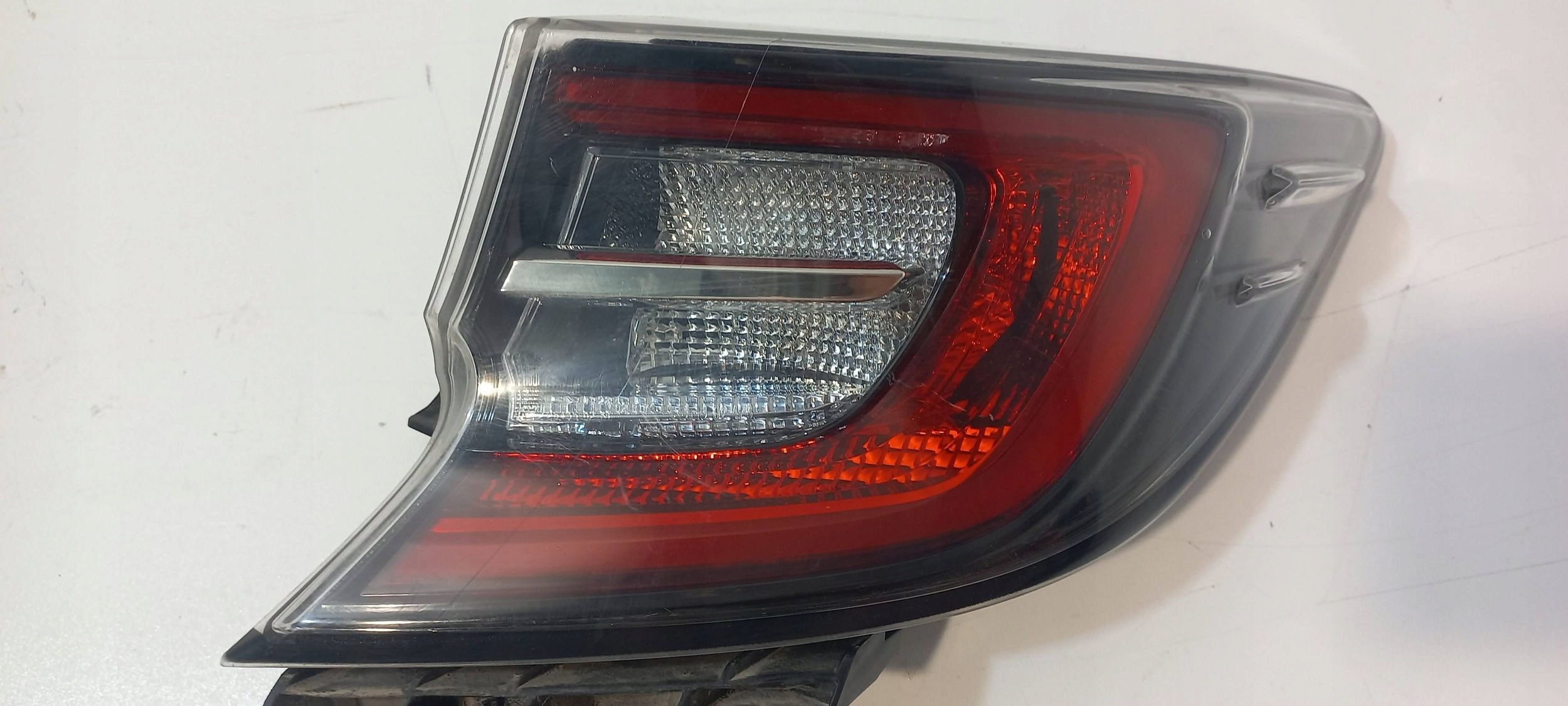 Toyota Corolla E210 E21 Hatchback light rear right V350010R (R354)