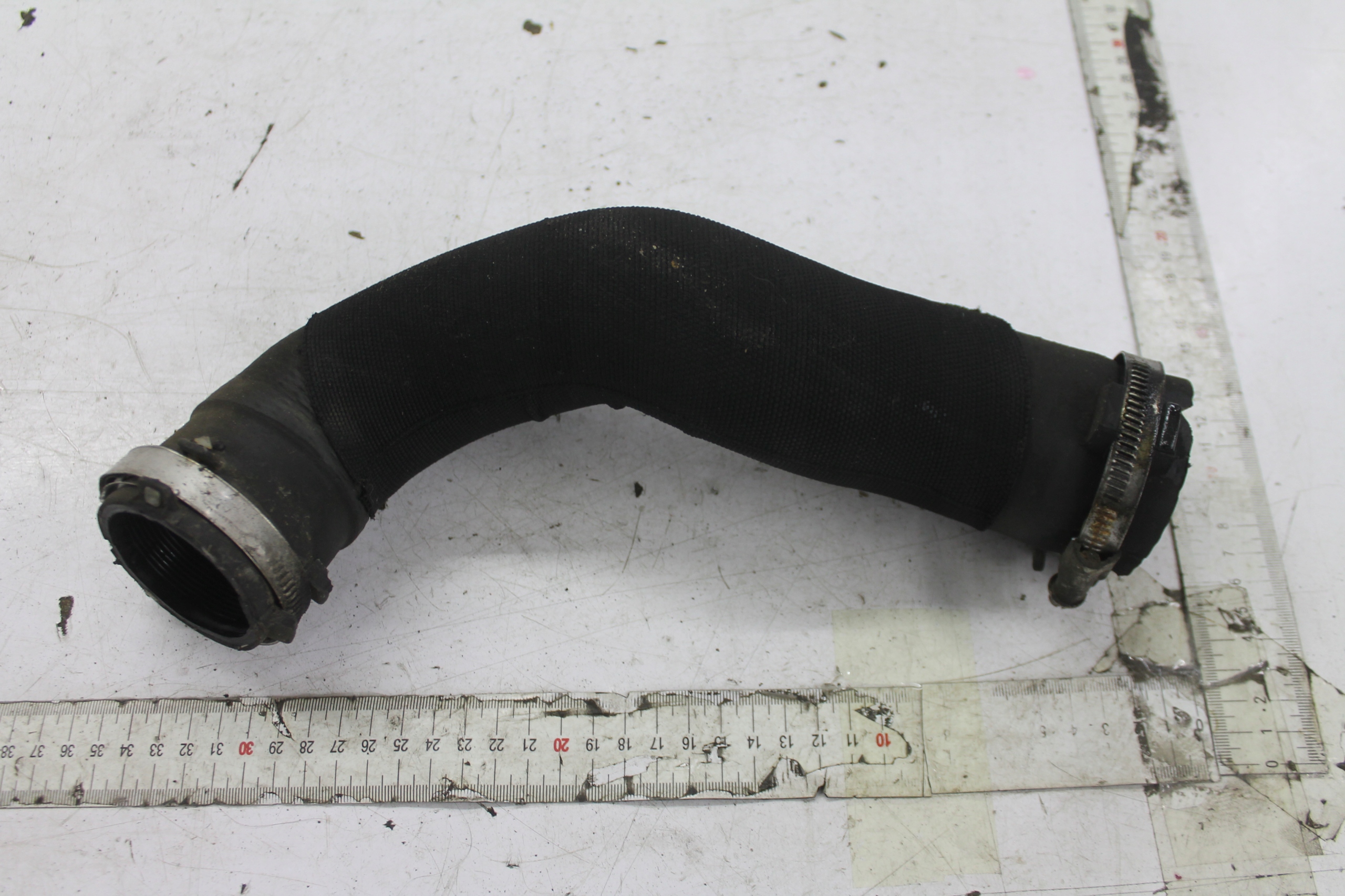 pipe air hose 3R0145708 SEAT EXEO 2.0 TDI