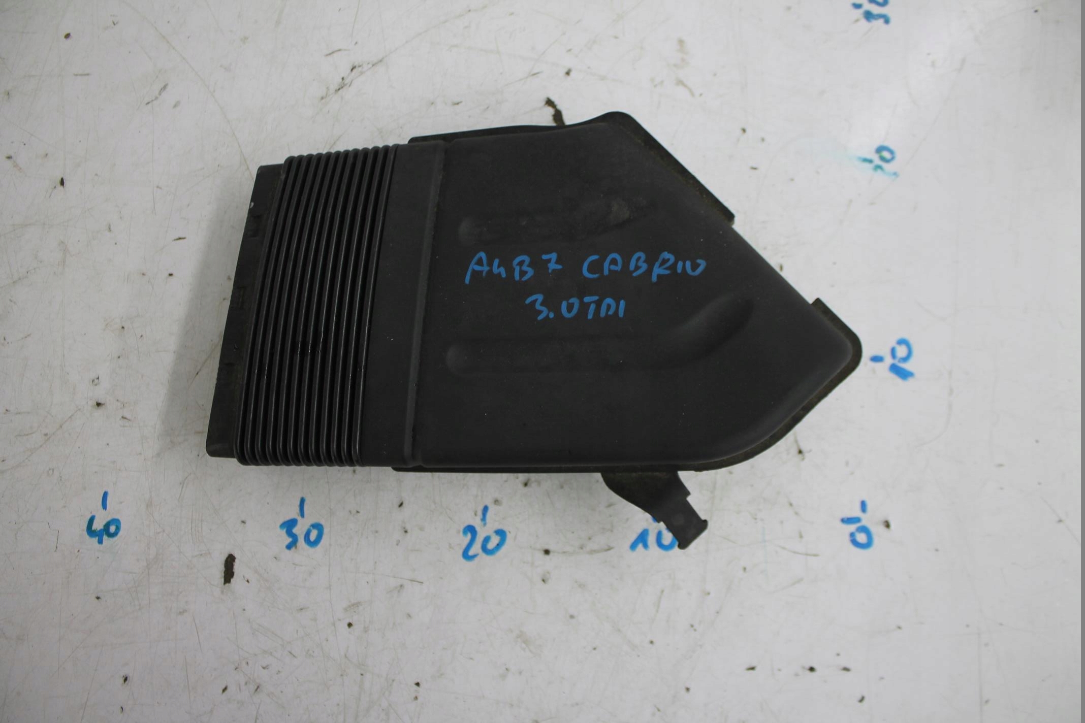 DOLOT SCHLAUCH LUFT 8E0129617D EXEO 2.0 TDI