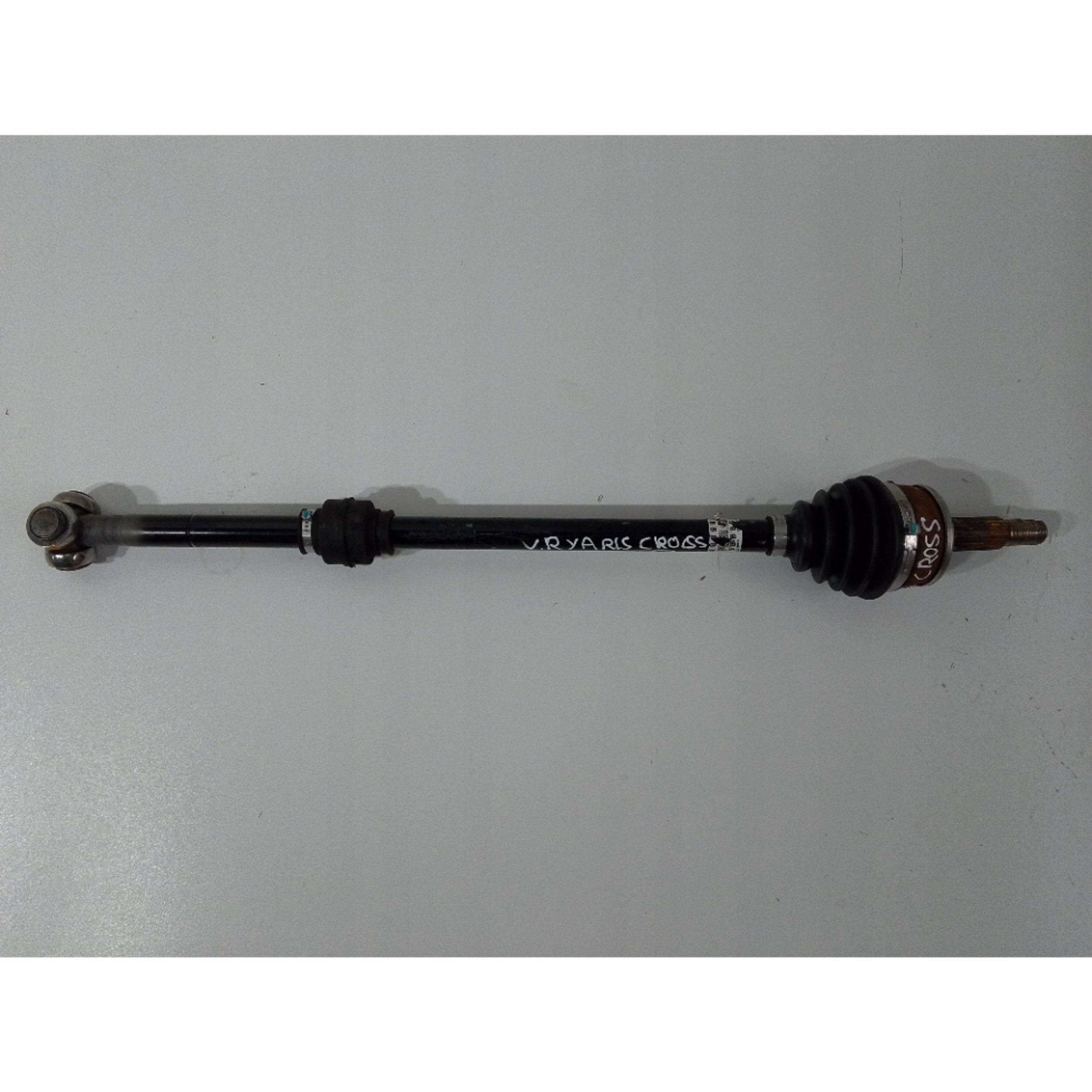 Toyota Yaris Cross semi-axis front right 434100D810 (A176)