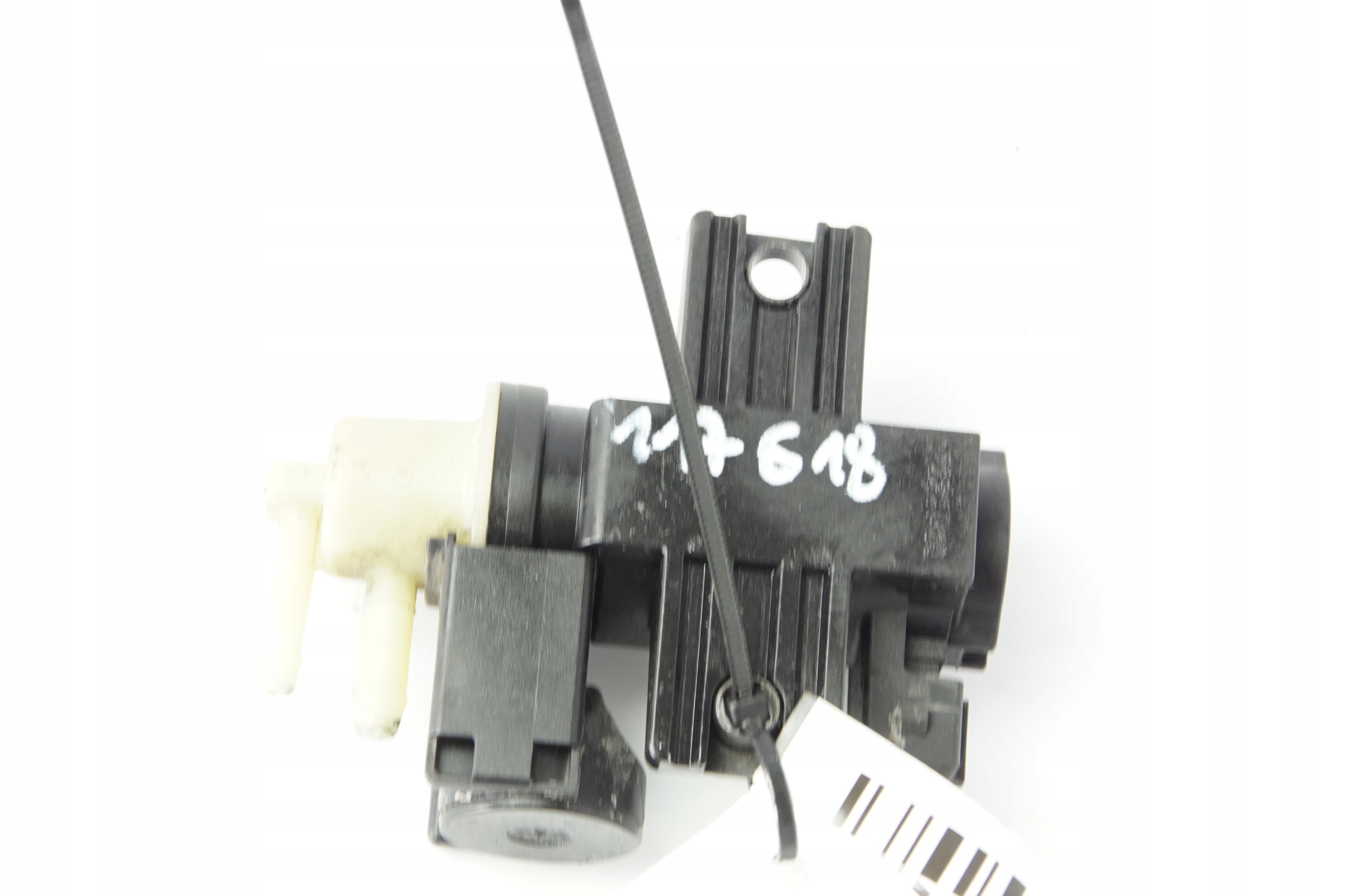 valve vacual 8200790180 RENAULT MASTER III