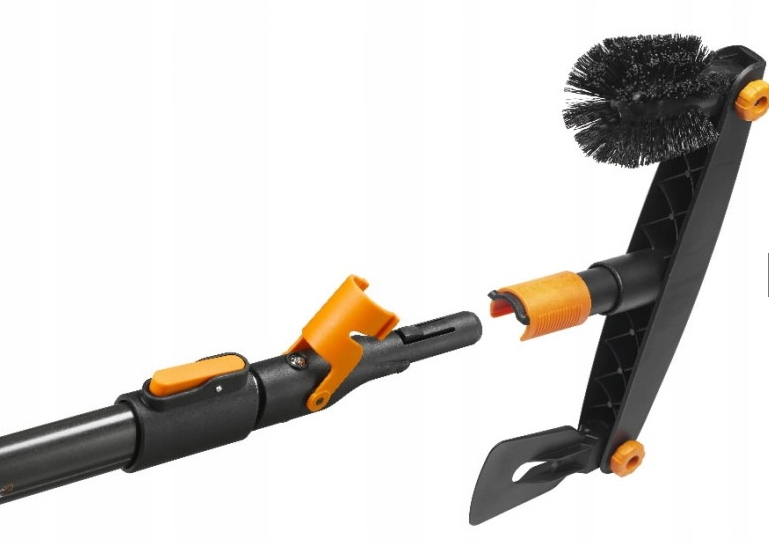 SZCZOTKA DO CZYSZCZENIA RYNIEN rynny z liści lodu FISKARS na tyczce 2-4M Marka Fiskars